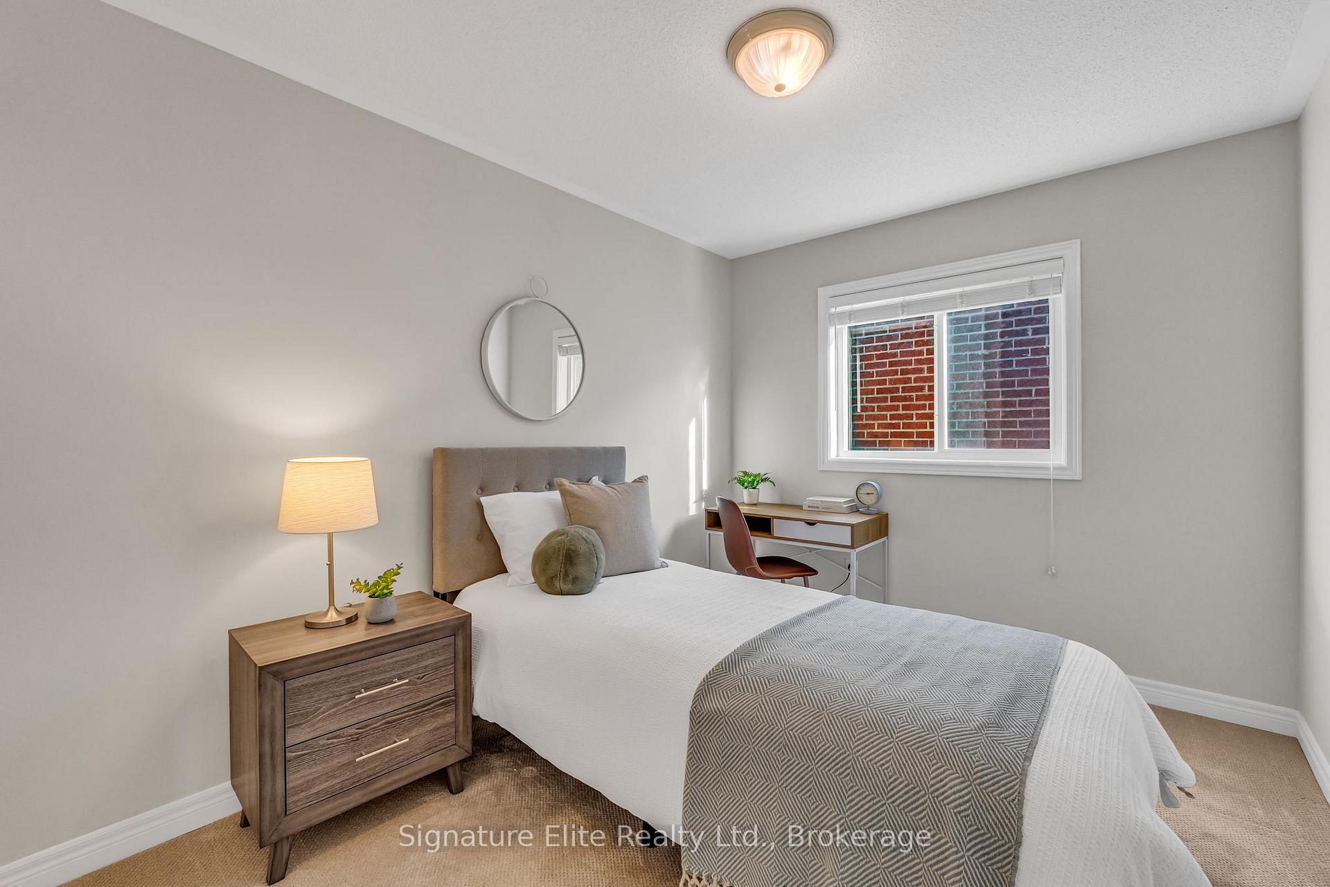 Photo 35 of 124 Rocky Point Crescent, Brampton, Madoc — HOMEH