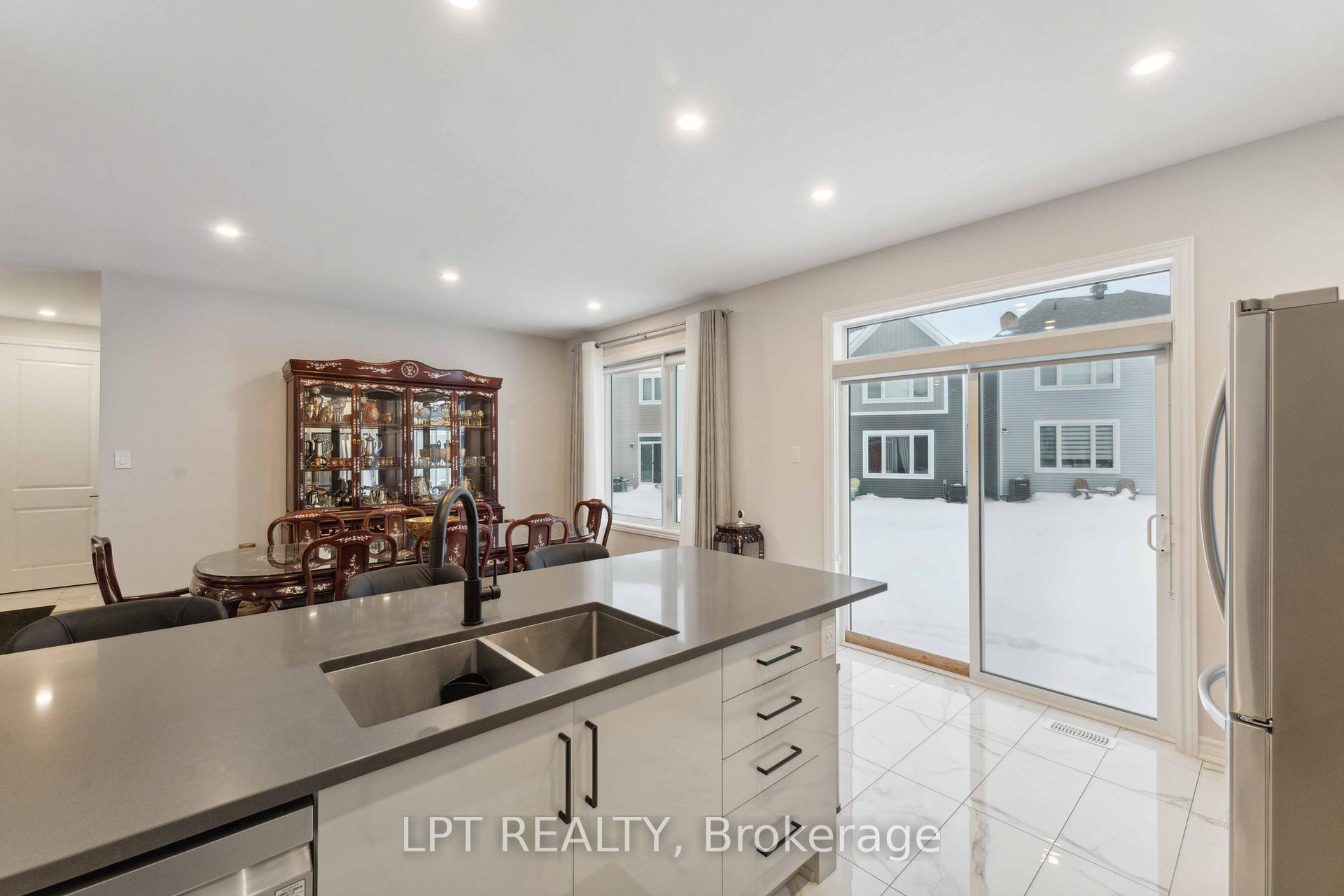 Photo 24 of 79 Montology Way, Ottawa, Barrhaven - Half Moon Bay — HOMEH