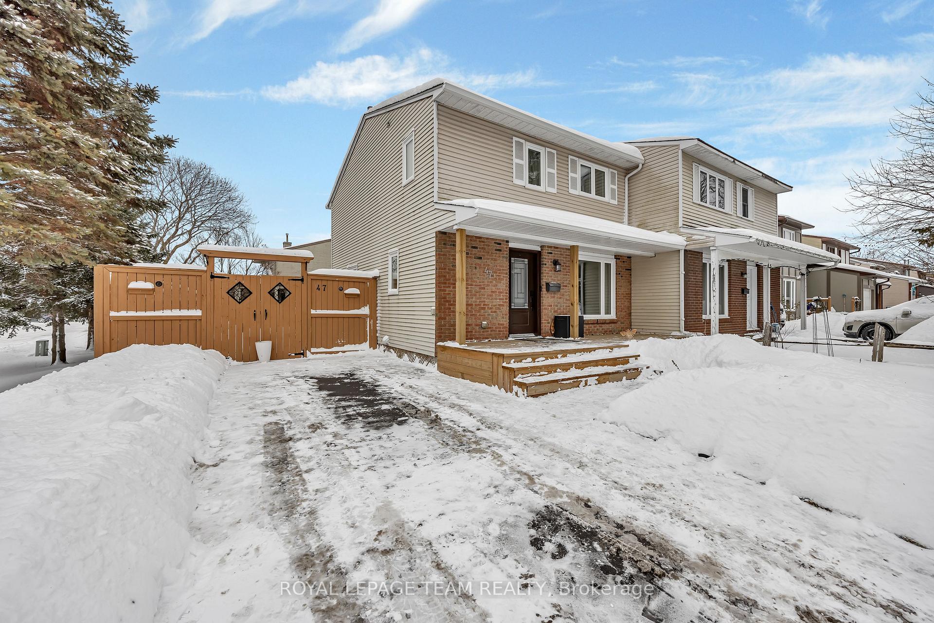 Photo 1 of 47 Exeter Drive, Ottawa, Barrhaven - On the Green — HOMEH