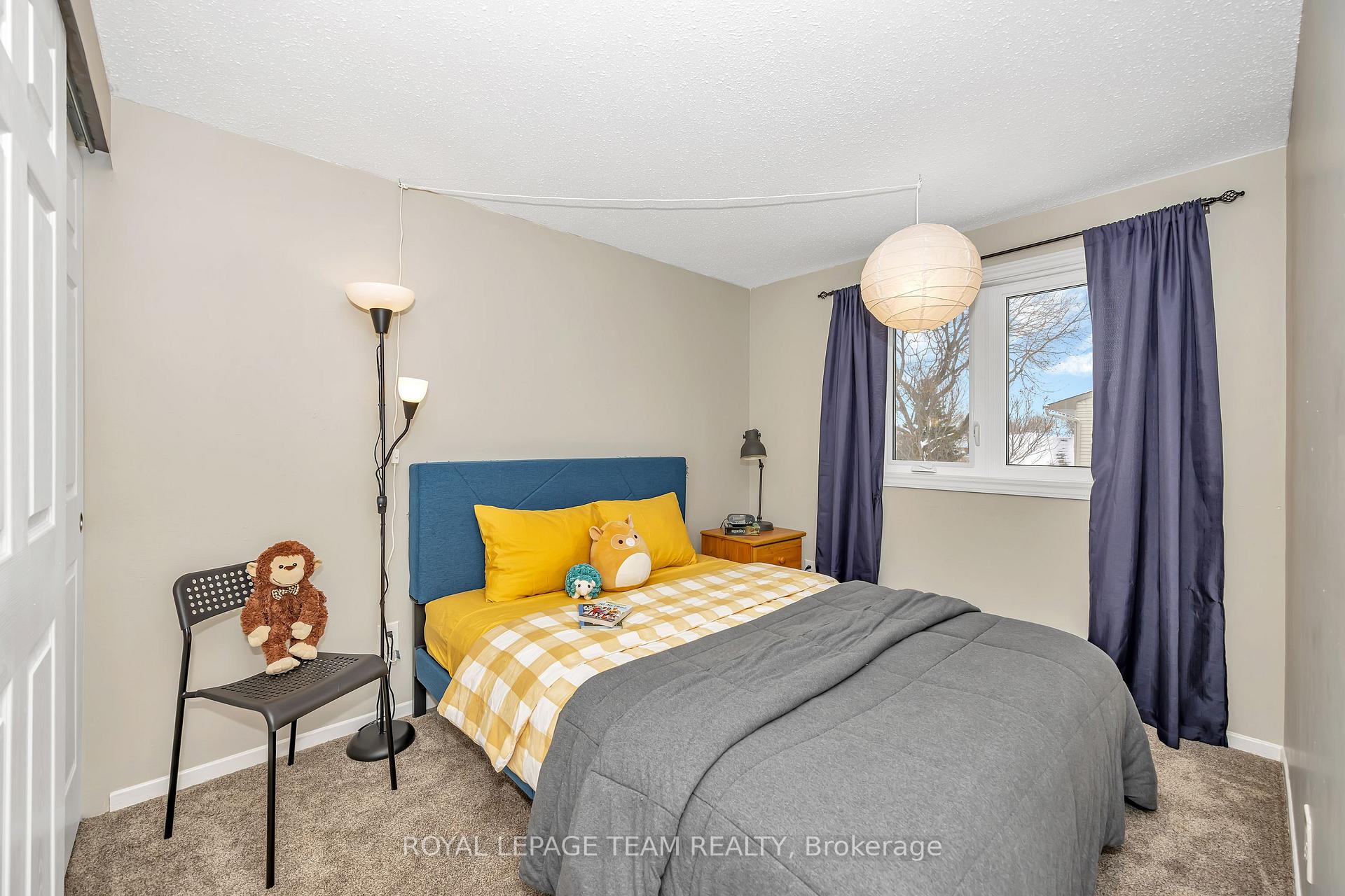 Photo 19 of 47 Exeter Drive, Ottawa, Barrhaven - On the Green — HOMEH