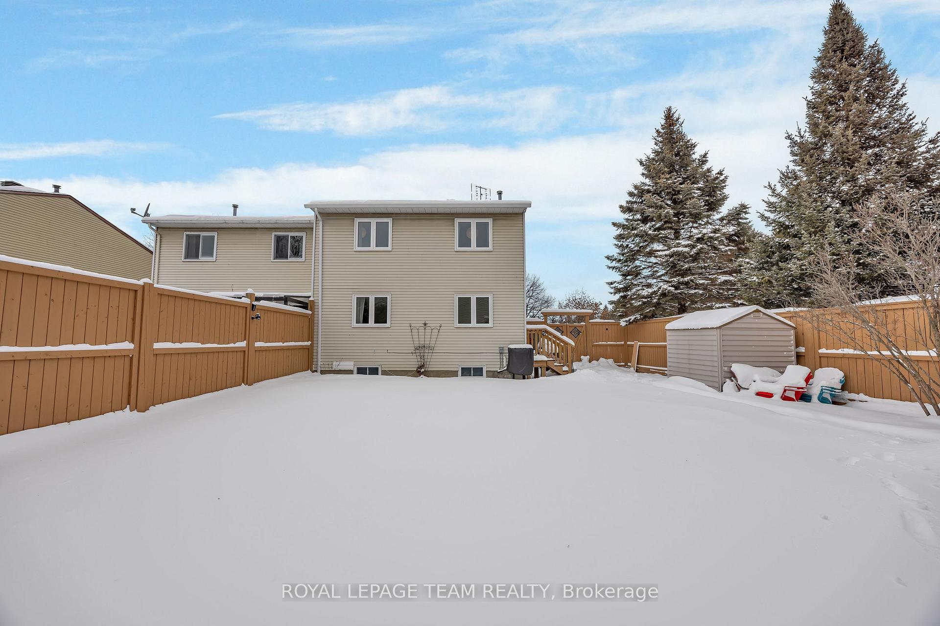 Photo 29 of 47 Exeter Drive, Ottawa, Barrhaven - On the Green — HOMEH