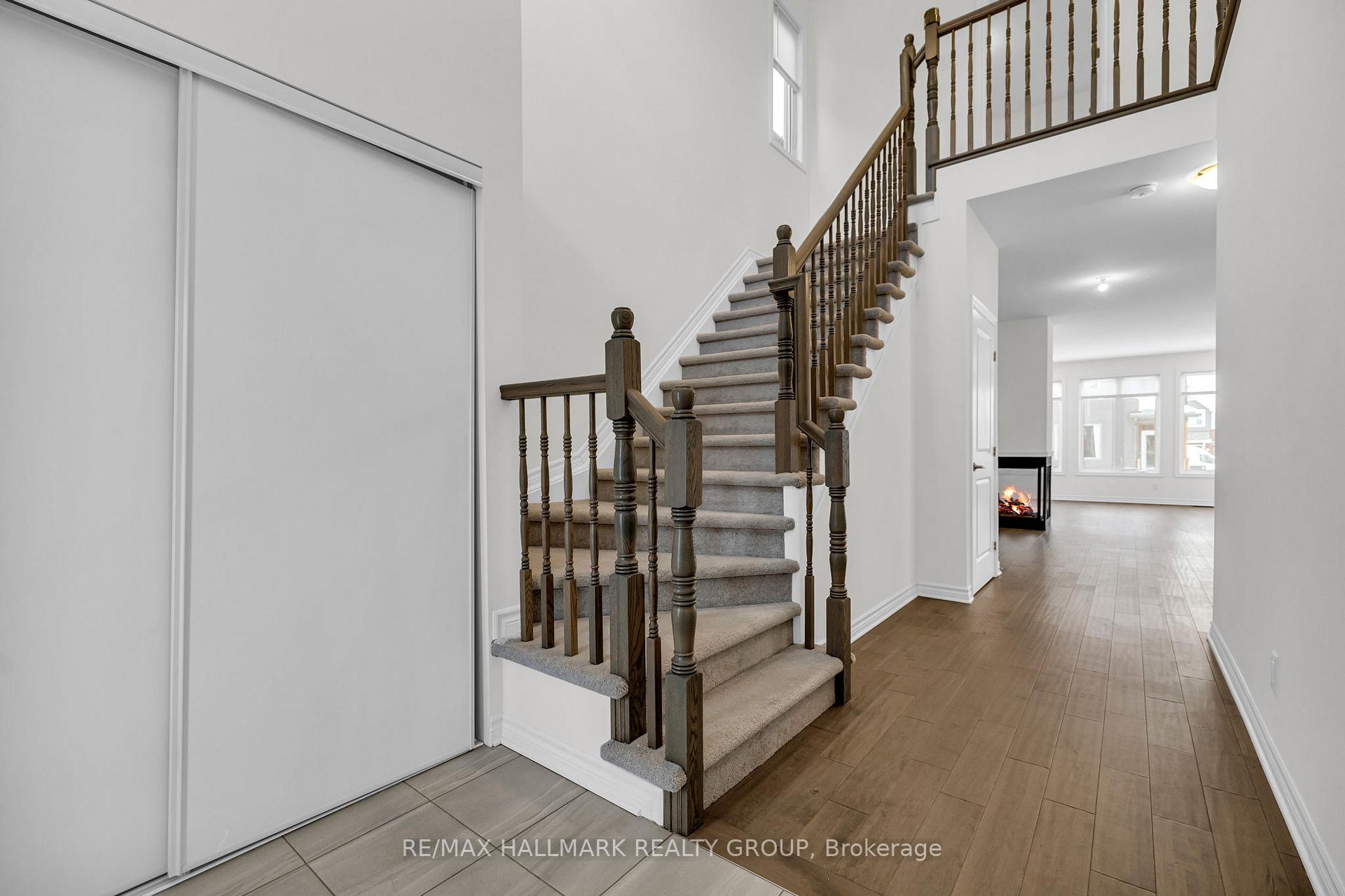 Photo 7 of 166 Minikan Street, Ottawa, Blossom Park/Kemp Park/Findlay Creek — HOMEH