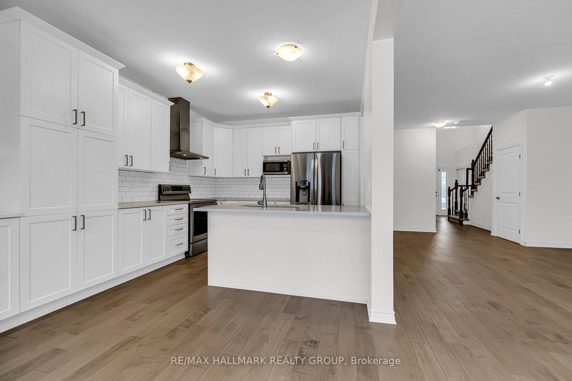 Photo 23 of 166 Minikan Street, Ottawa, Blossom Park/Kemp Park/Findlay Creek — HOMEH