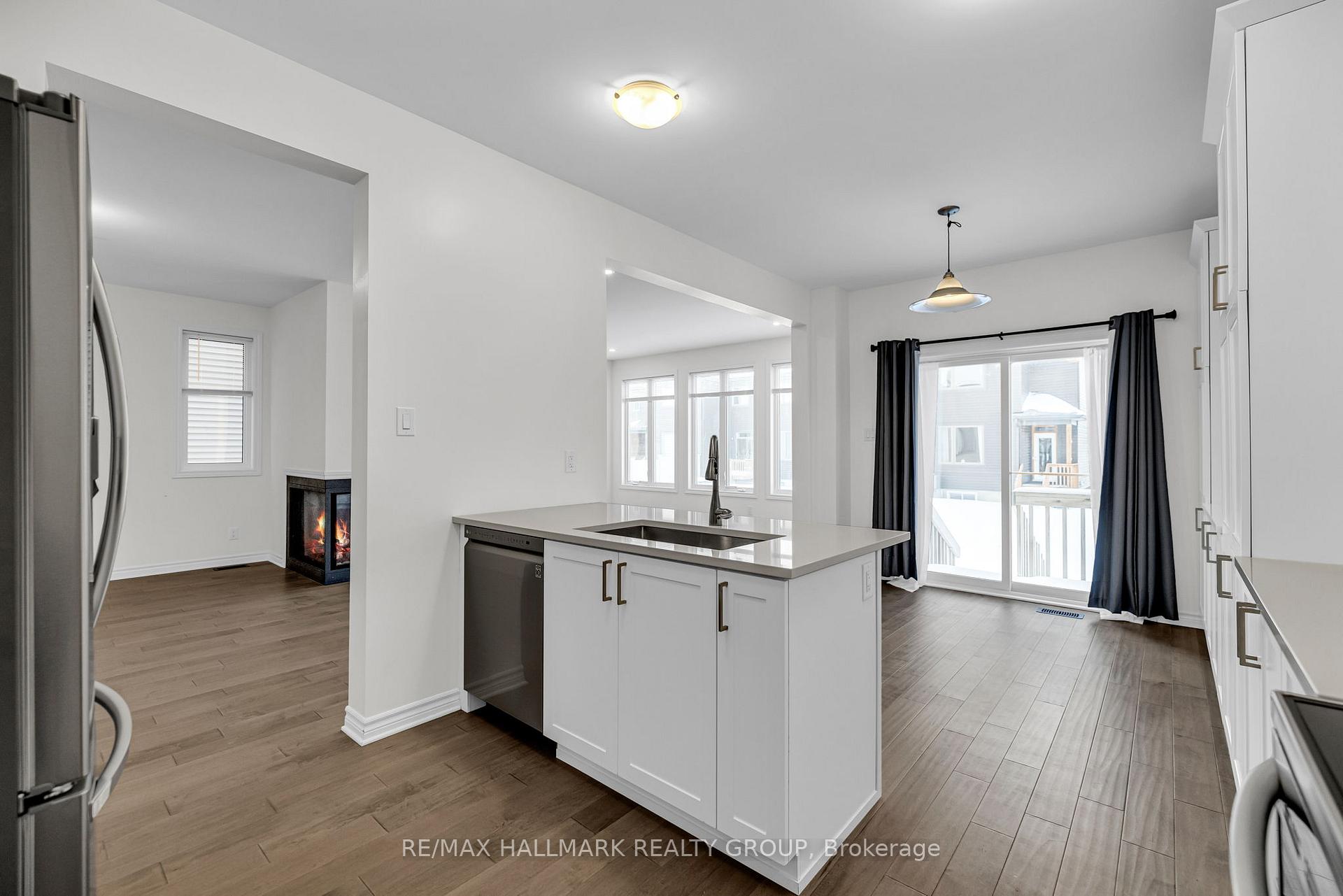 Photo 12 of 166 Minikan Street, Ottawa, Blossom Park/Kemp Park/Findlay Creek — HOMEH