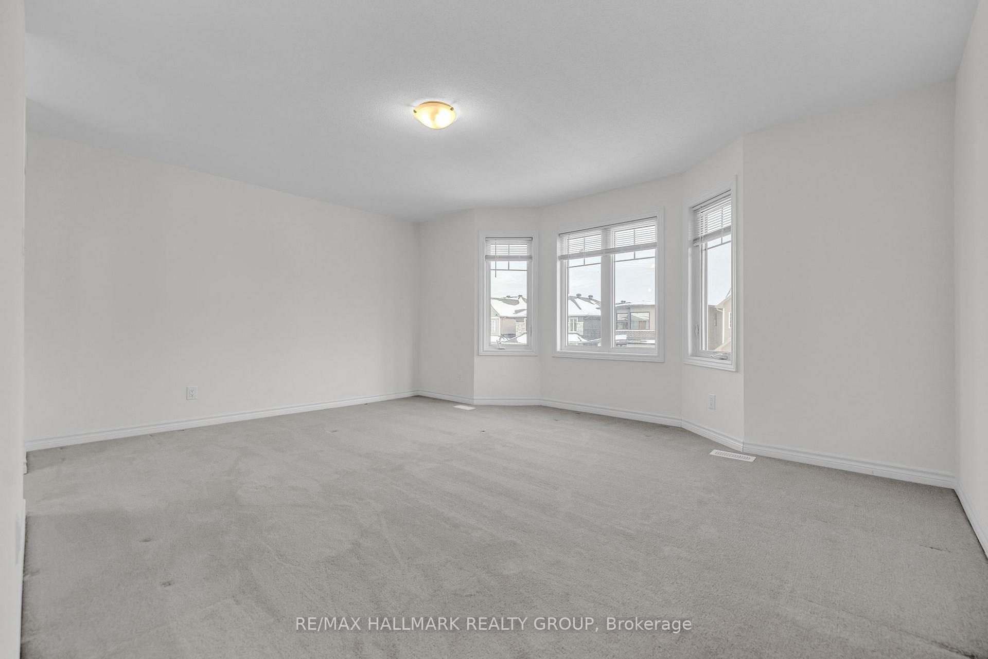 Photo 20 of 166 Minikan Street, Ottawa, Blossom Park/Kemp Park/Findlay Creek — HOMEH