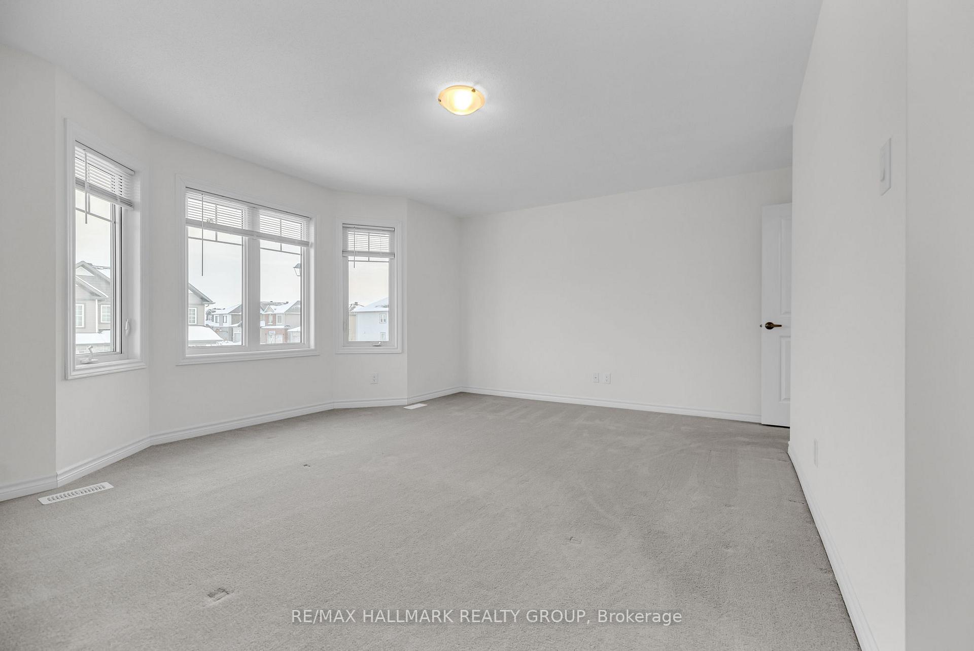 Photo 29 of 166 Minikan Street, Ottawa, Blossom Park/Kemp Park/Findlay Creek — HOMEH