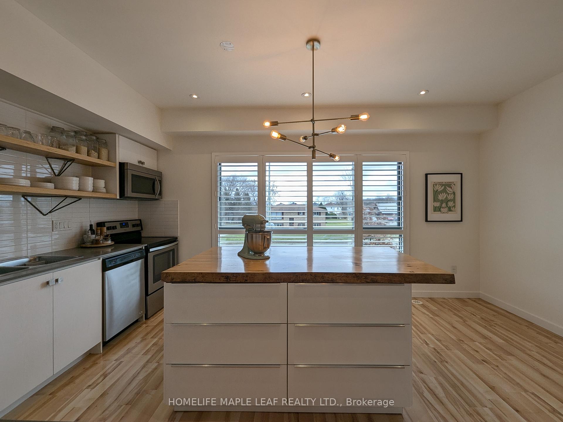 Photo 13 of Unit 6, 369 Essa Road, Barrie, Holly — HOMEH