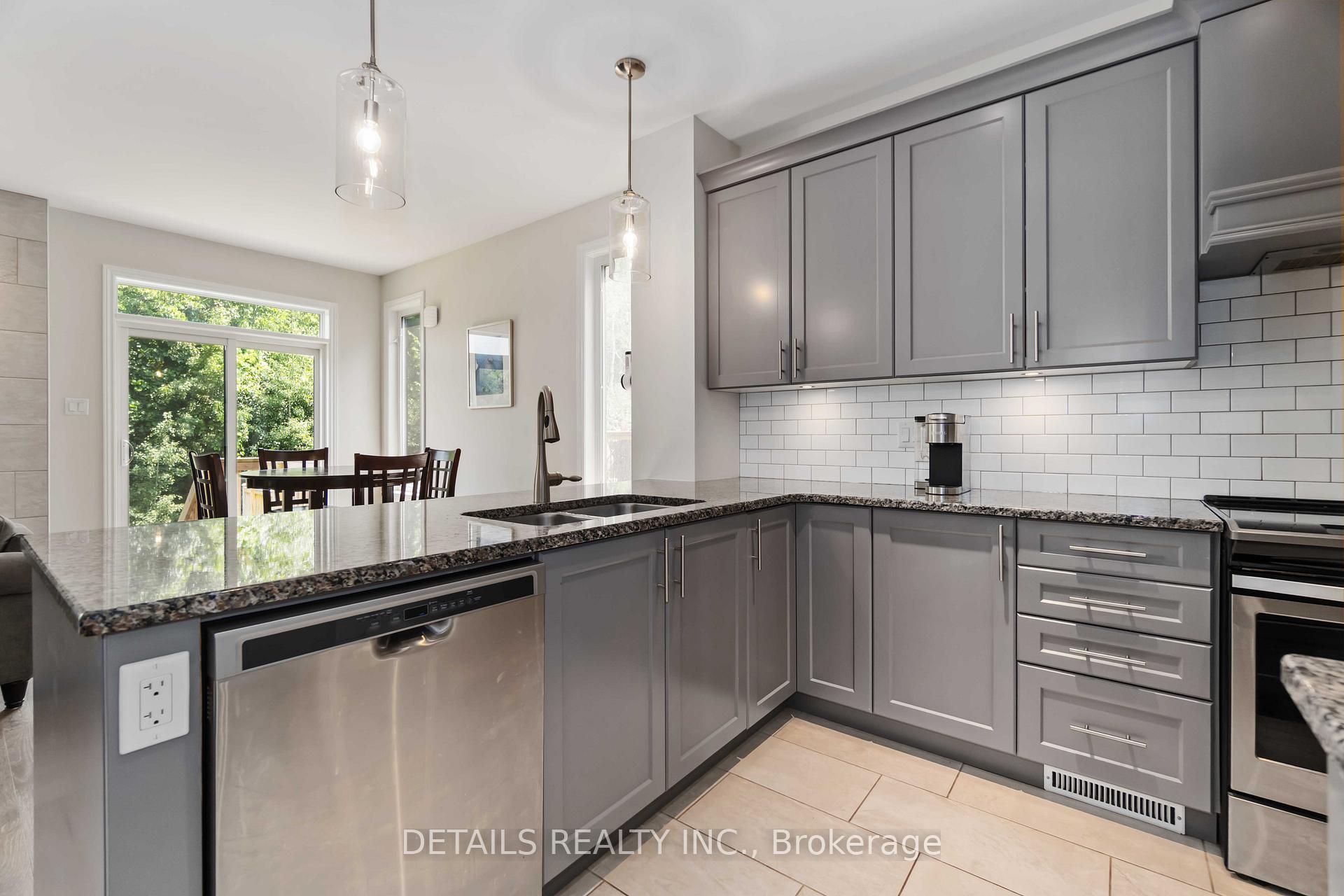 Photo 24 of 107 Dulmage Crescent, Carleton Place — HOMEH