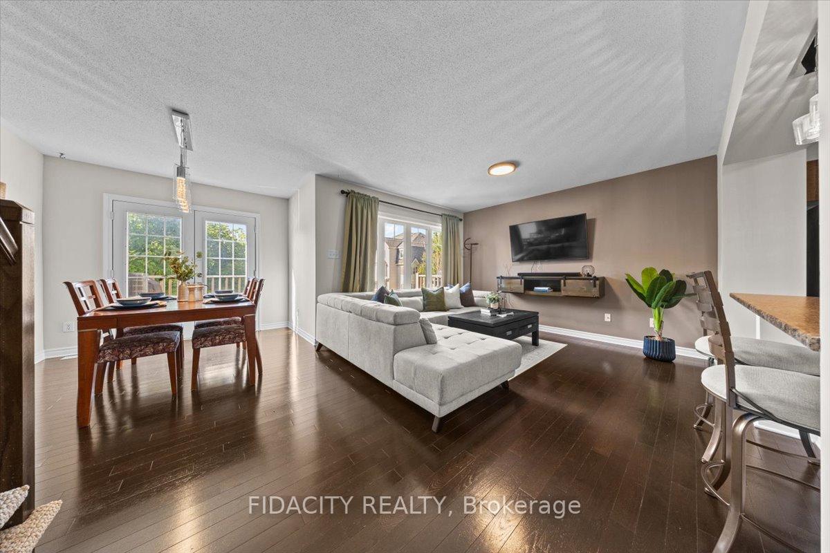 Photo 15 of 2108 Madrid Avenue, Ottawa, Barrhaven - Heritage Park — HOMEH
