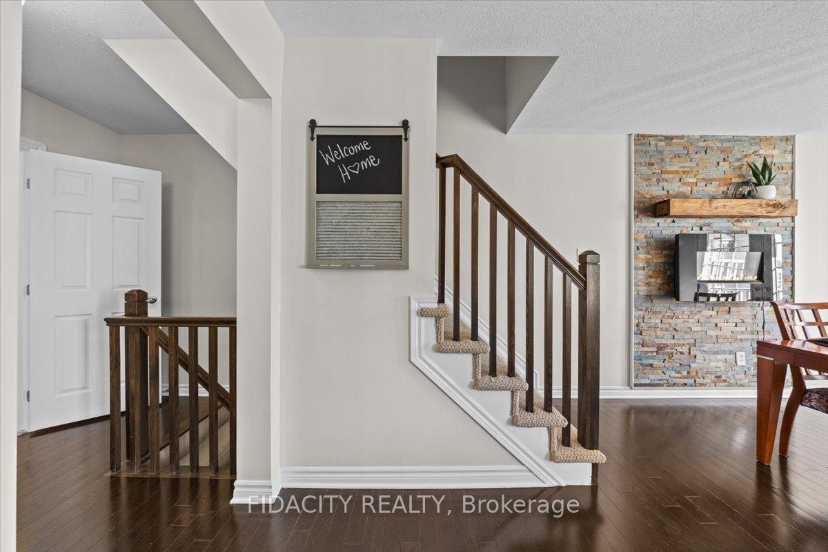 Photo 14 of 2108 Madrid Avenue, Ottawa, Barrhaven - Heritage Park — HOMEH