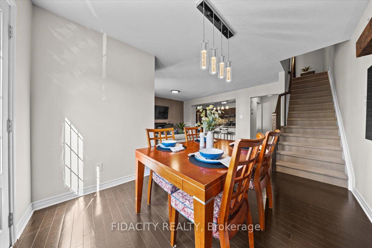 Photo 19 of 2108 Madrid Avenue, Ottawa, Barrhaven - Heritage Park — HOMEH