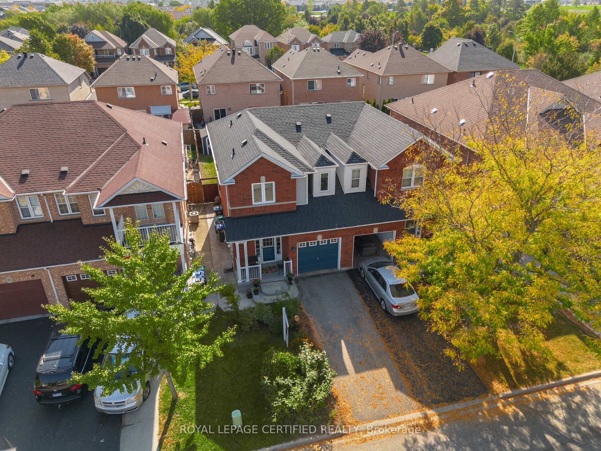 Photo 3 of 11 Briarcroft Road, Brampton, Fletcher's Meadow — HOMEH