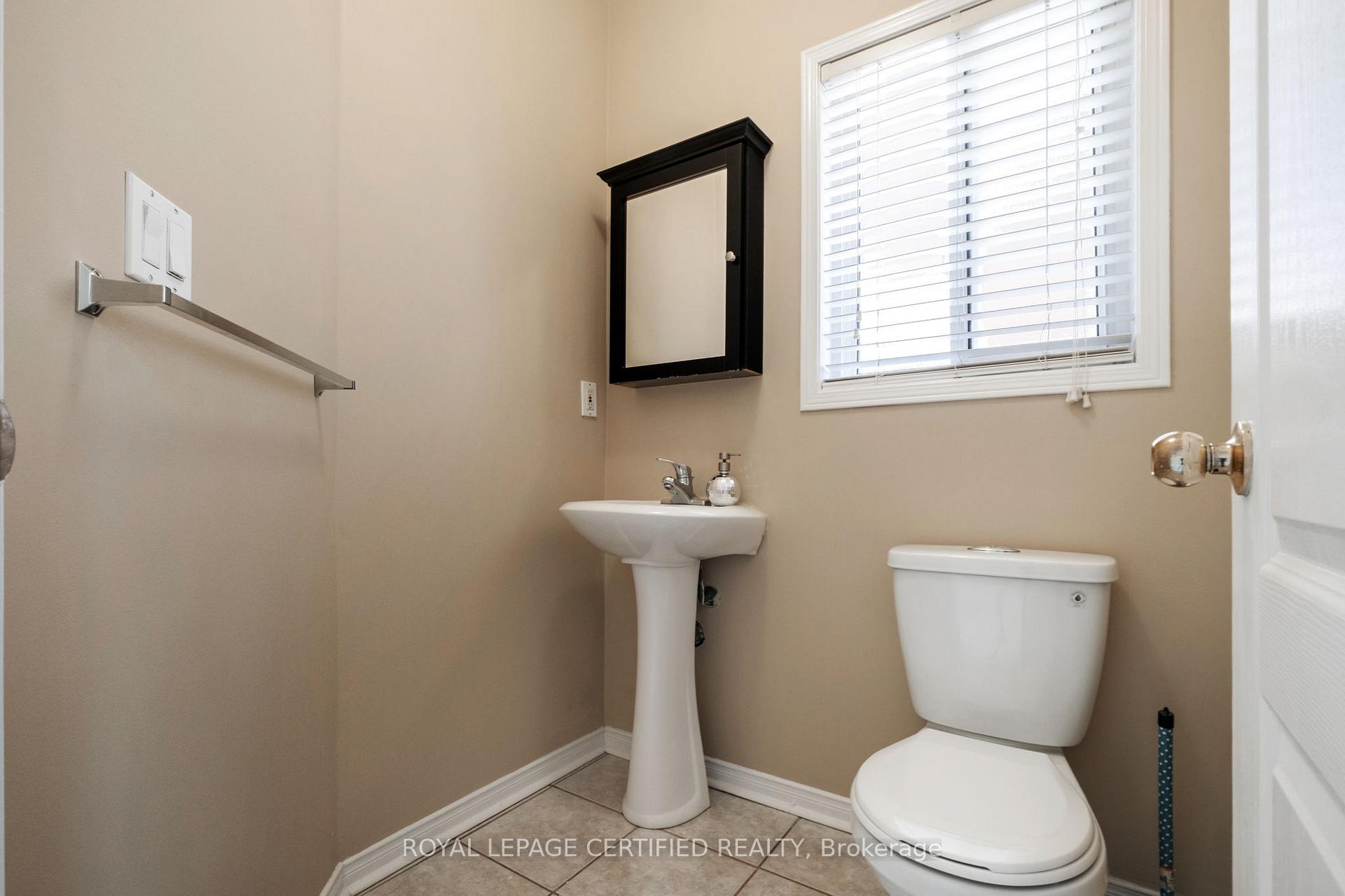 Photo 9 of 11 Briarcroft Road, Brampton, Fletcher's Meadow — HOMEH