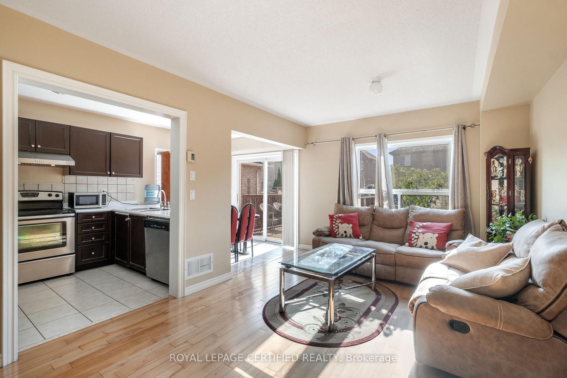 Photo 10 of 11 Briarcroft Road, Brampton, Fletcher's Meadow — HOMEH
