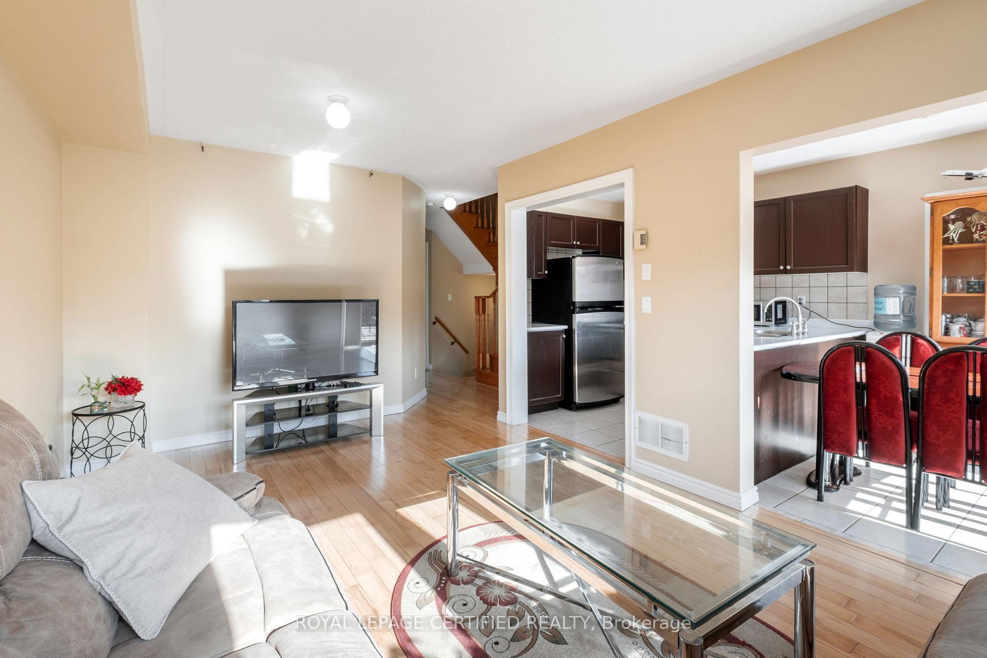 Photo 12 of 11 Briarcroft Road, Brampton, Fletcher's Meadow — HOMEH