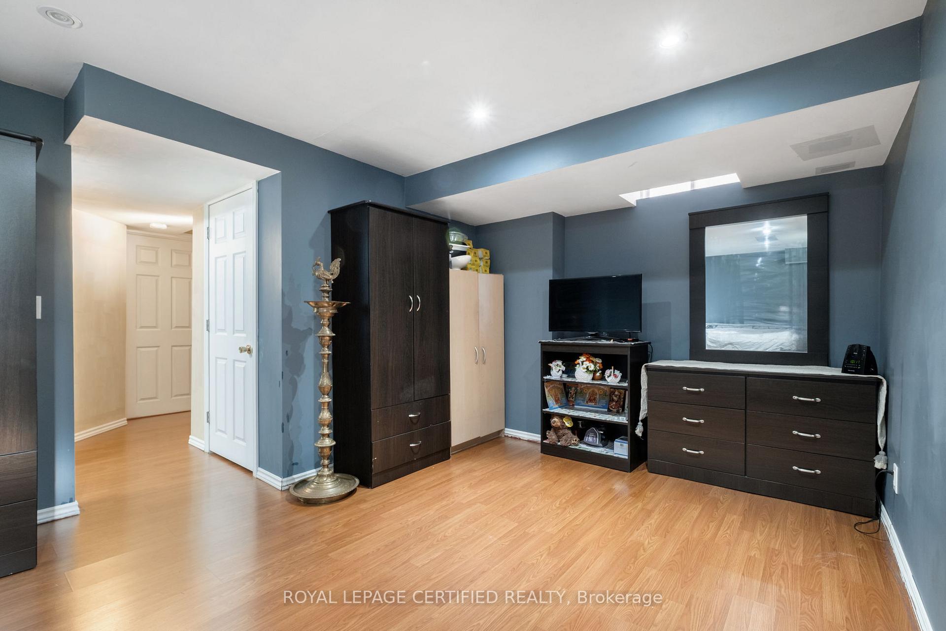 Photo 26 of 11 Briarcroft Road, Brampton, Fletcher's Meadow — HOMEH