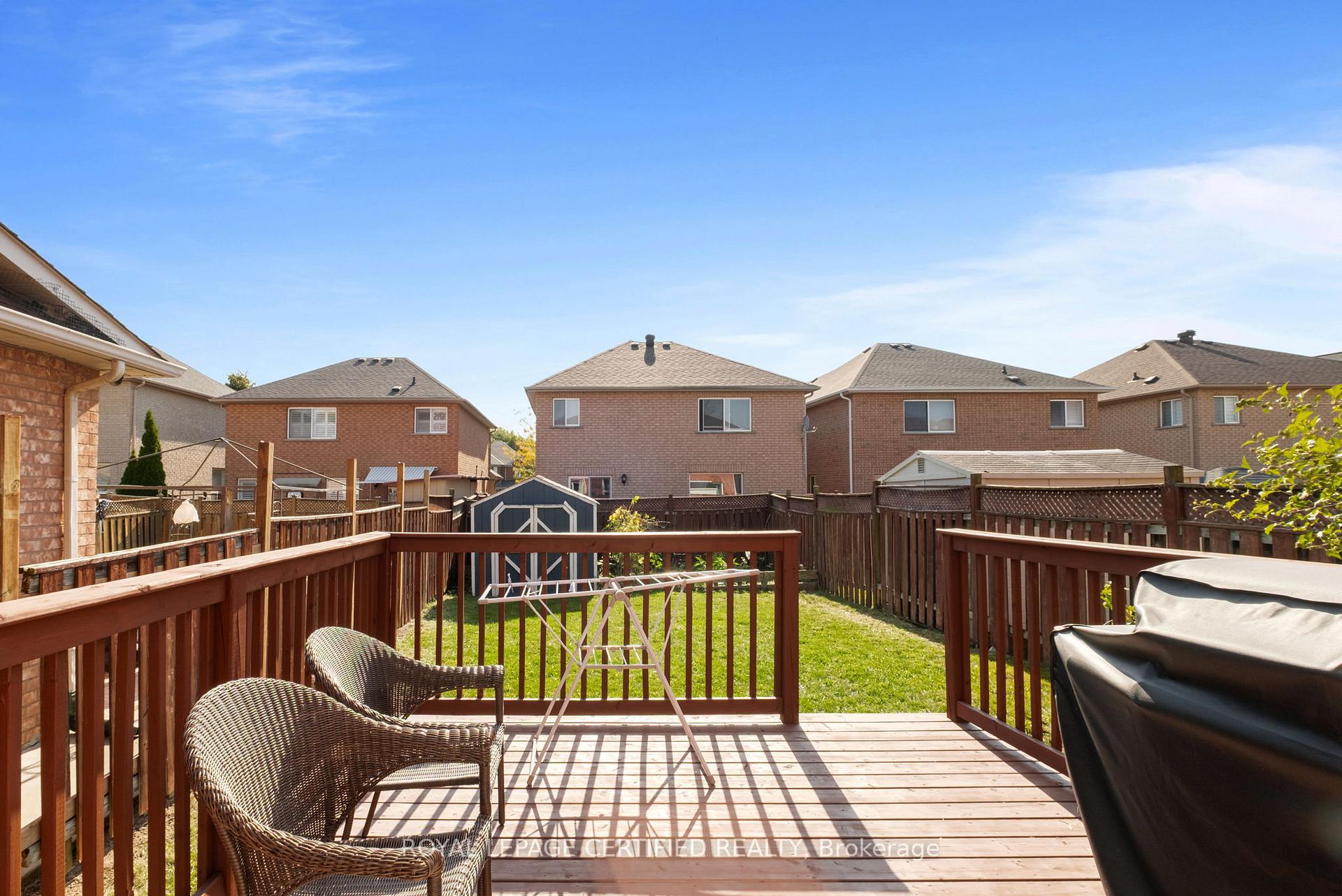 Photo 28 of 11 Briarcroft Road, Brampton, Fletcher's Meadow — HOMEH