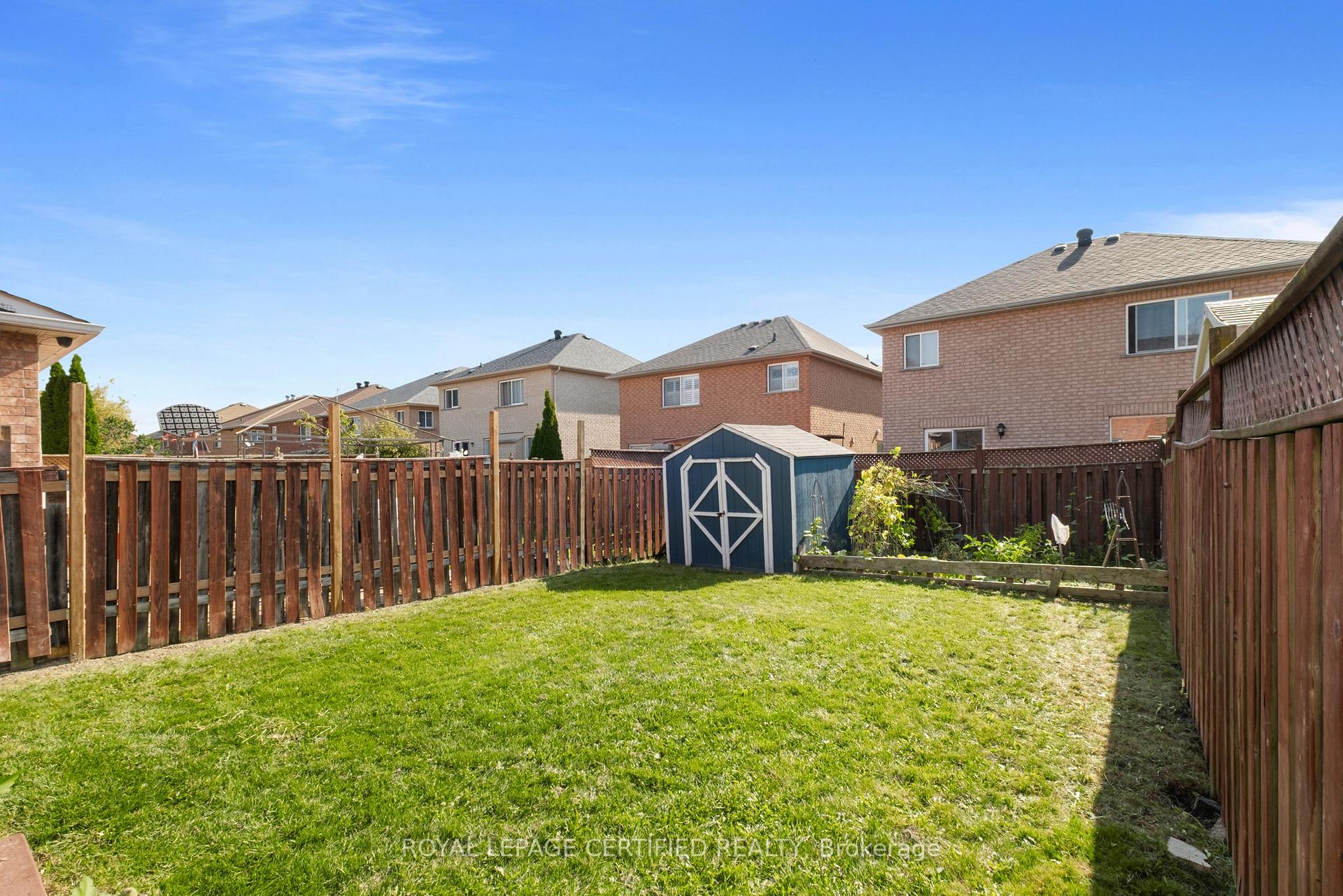 Photo 30 of 11 Briarcroft Road, Brampton, Fletcher's Meadow — HOMEH