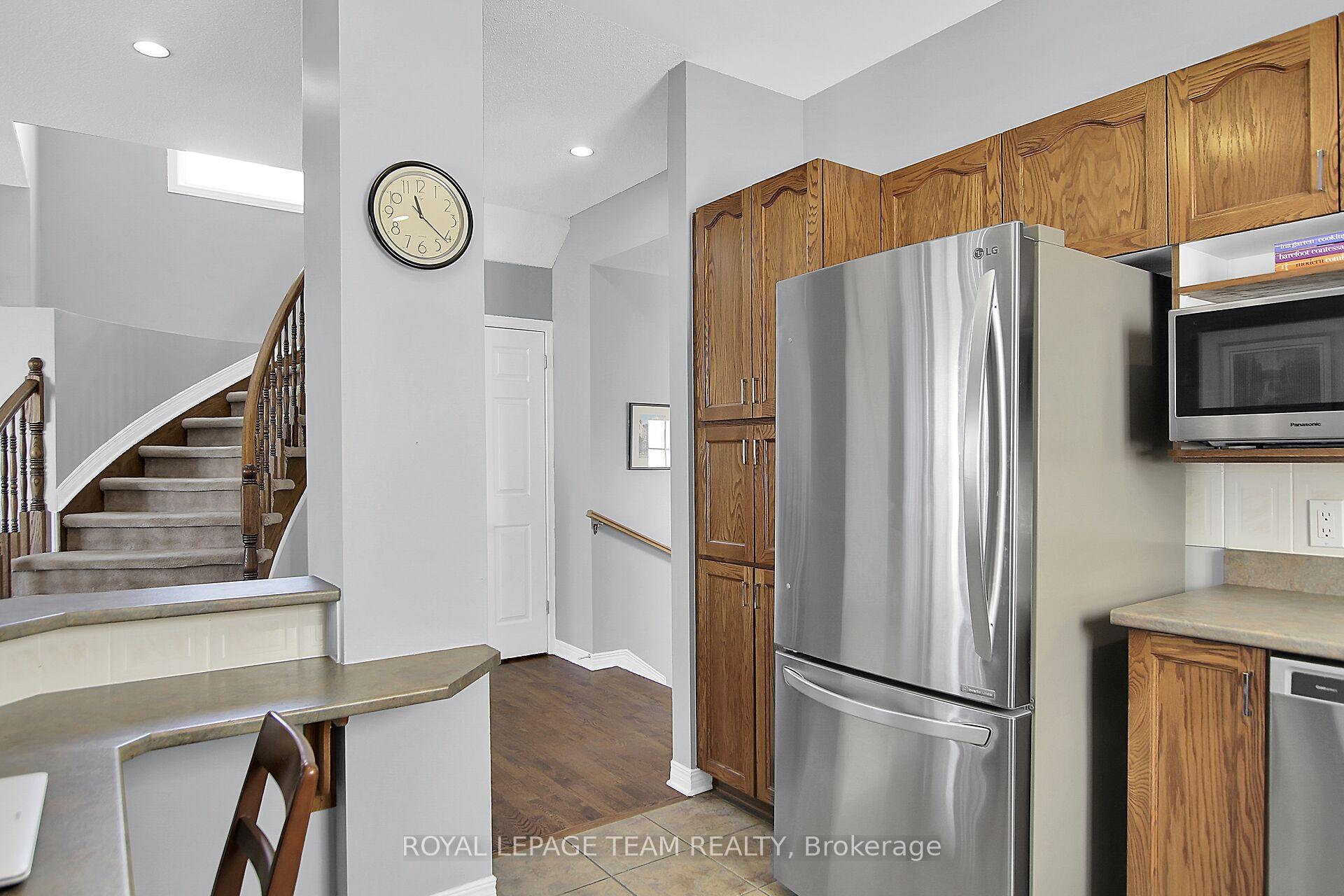 Photo 7 of 15 Tamarack Place, Ottawa, Barrhaven - Longfields — HOMEH