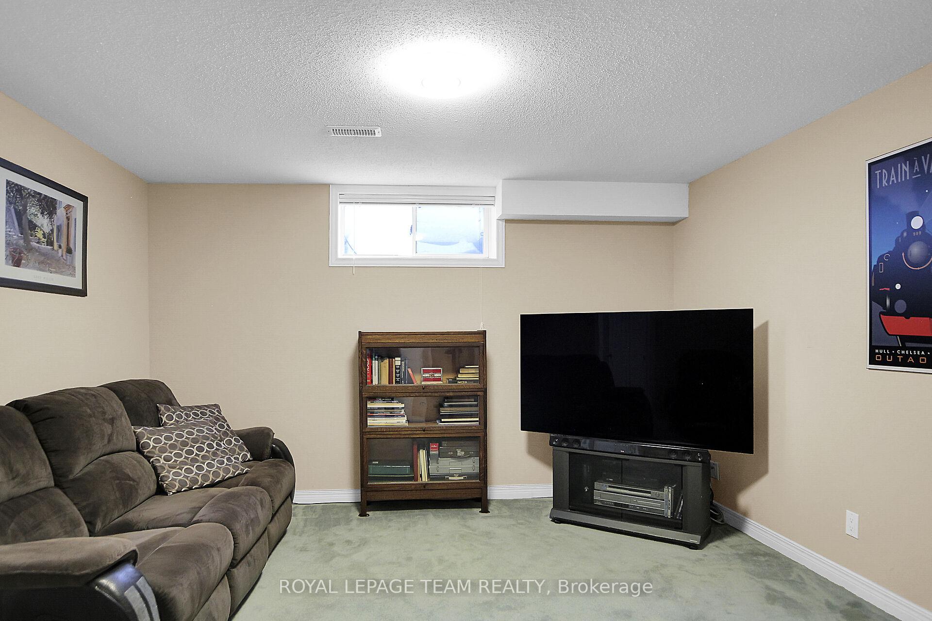 Photo 30 of 15 Tamarack Place, Ottawa, Barrhaven - Longfields — HOMEH