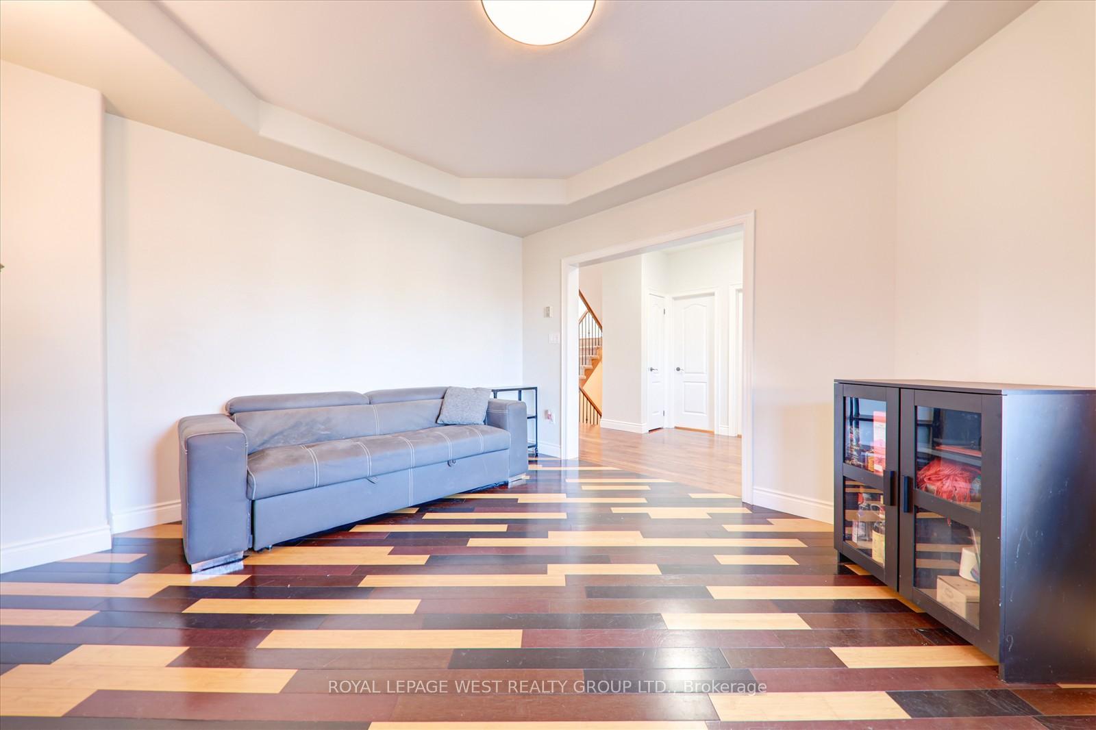 Photo 7 of 278 Pringle Drive, Barrie, Edgehill Drive — HOMEH