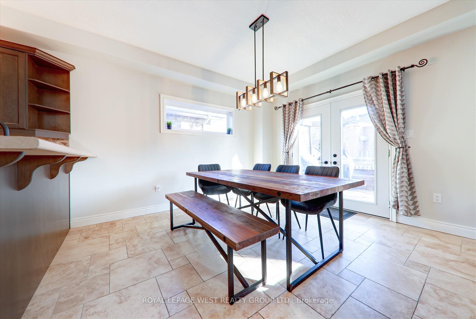 Photo 13 of 278 Pringle Drive, Barrie, Edgehill Drive — HOMEH