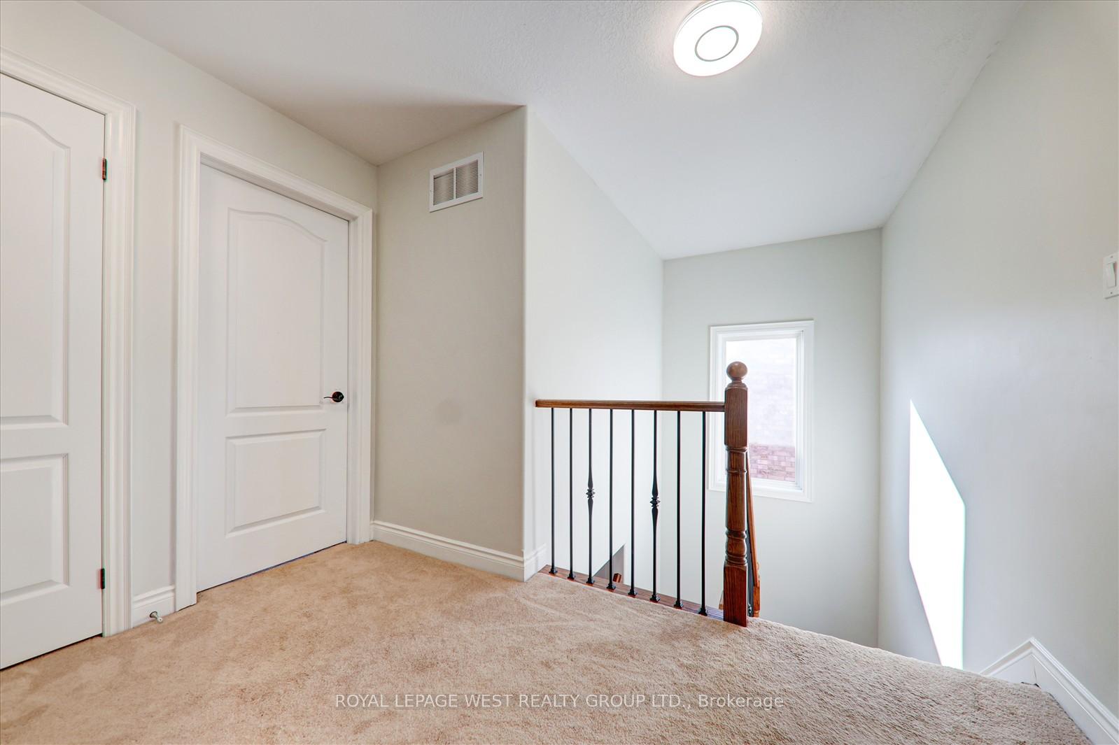 Photo 20 of 278 Pringle Drive, Barrie, Edgehill Drive — HOMEH