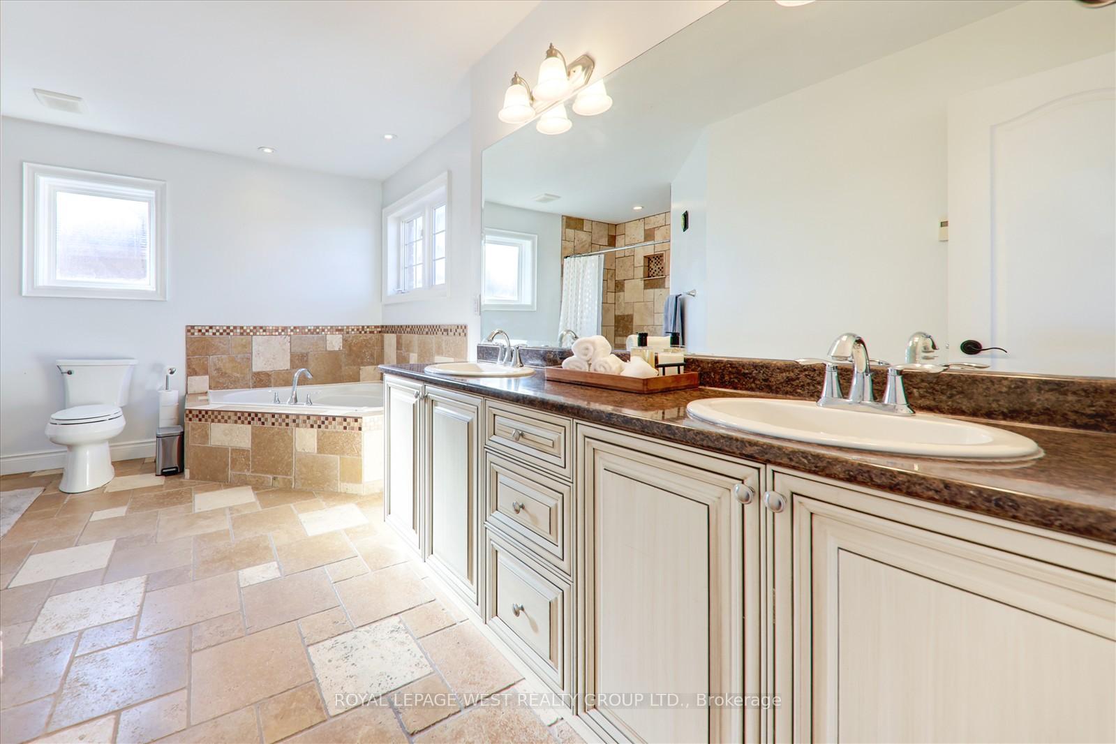 Photo 24 of 278 Pringle Drive, Barrie, Edgehill Drive — HOMEH