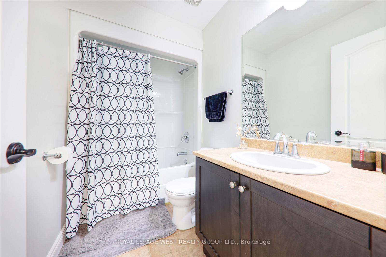 Photo 26 of 278 Pringle Drive, Barrie, Edgehill Drive — HOMEH