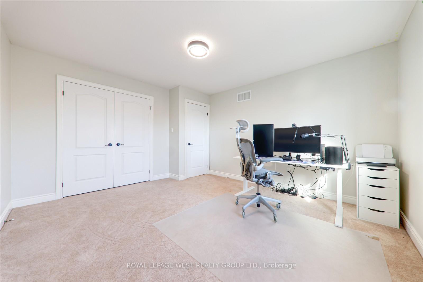 Photo 28 of 278 Pringle Drive, Barrie, Edgehill Drive — HOMEH