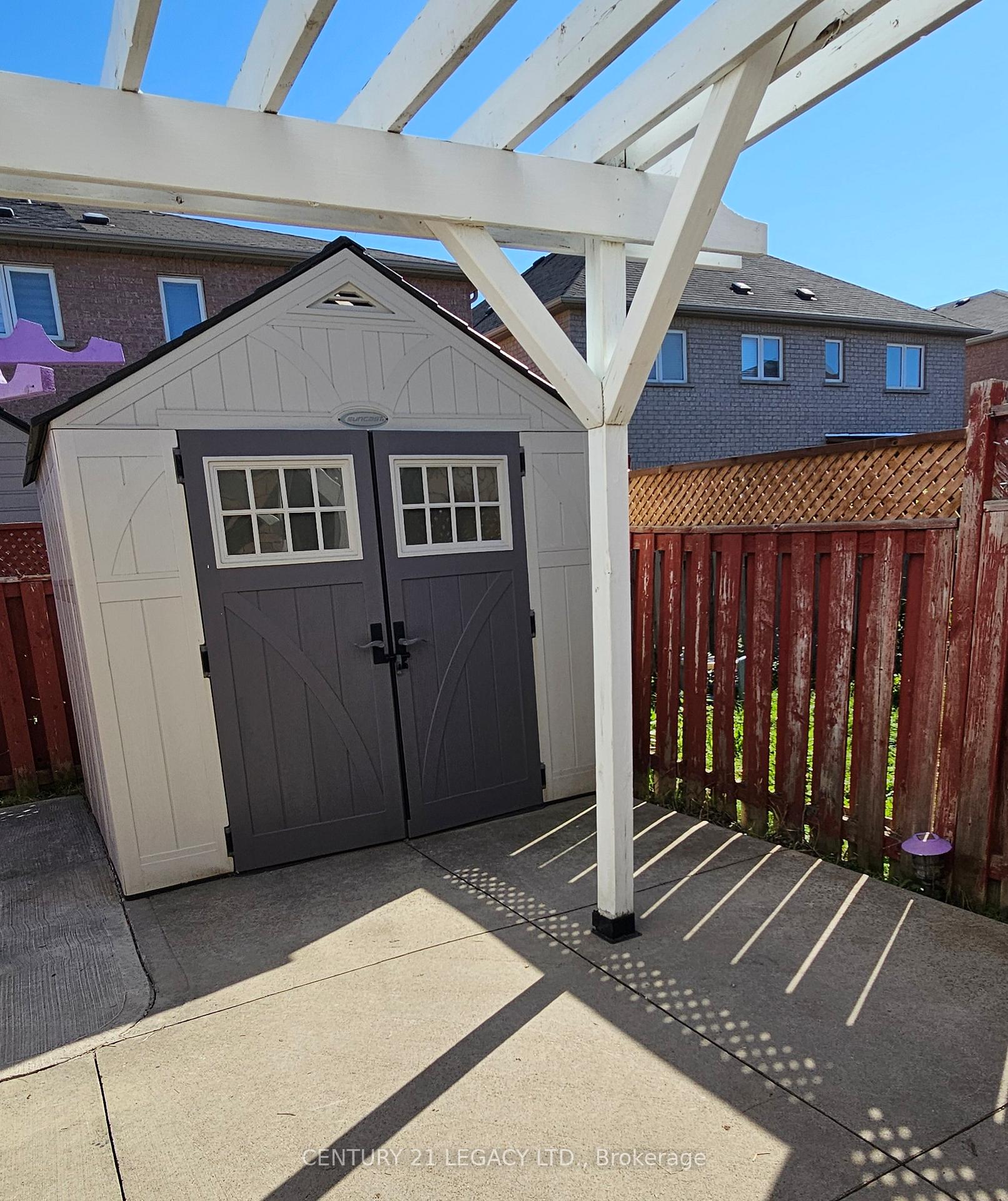 Photo 15 of 45 Tanasi Road, Brampton, Credit Valley — HOMEH