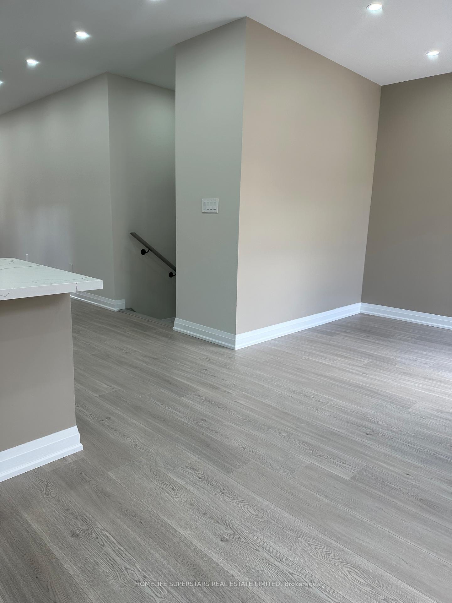 Photo 4 of 93 Relton Circle, Brampton, Vales of Castlemore — HOMEH