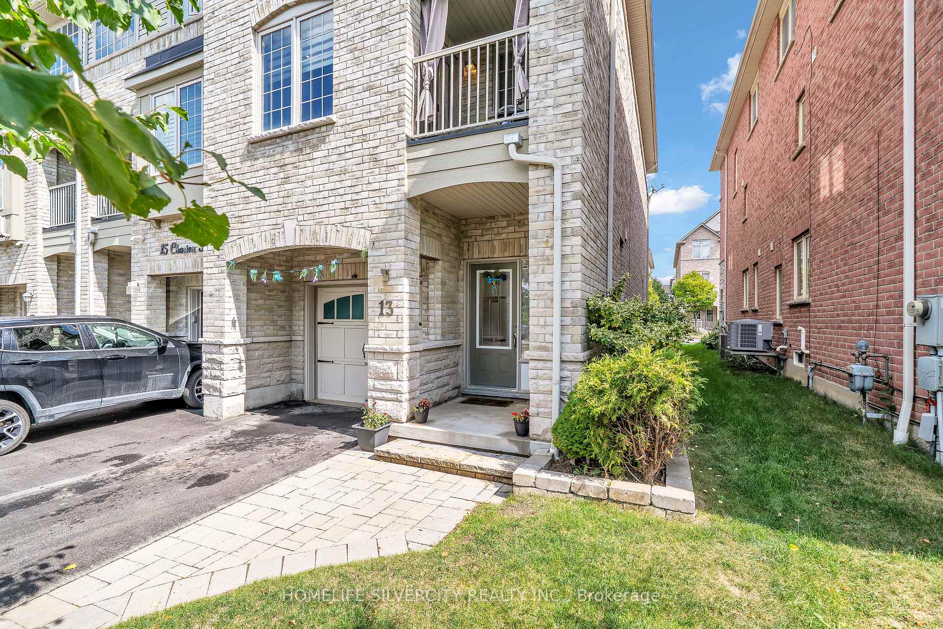 Photo 6 of 13 Chaston Road, Ajax, Central East — HOMEH