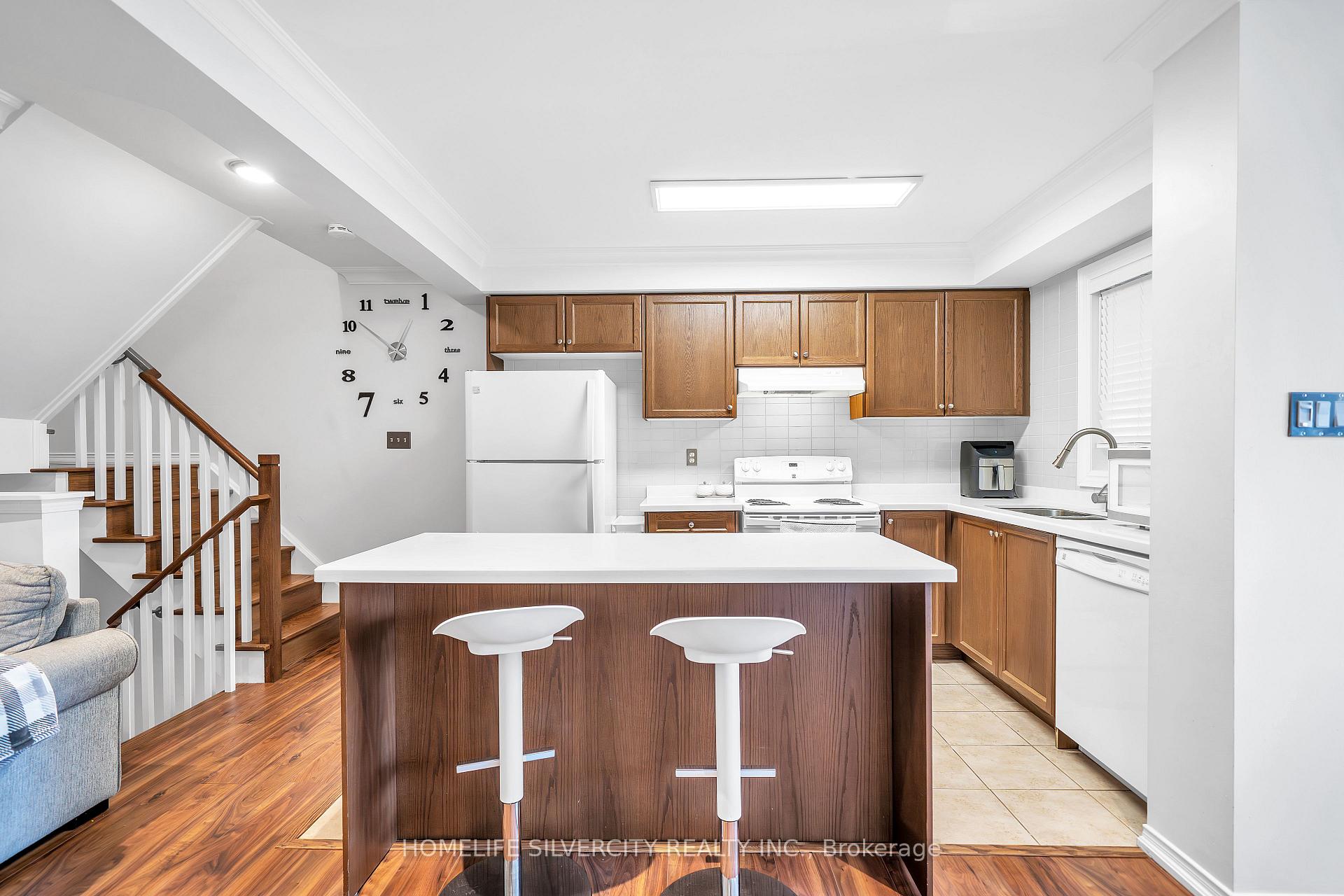 Photo 14 of 13 Chaston Road, Ajax, Central East — HOMEH