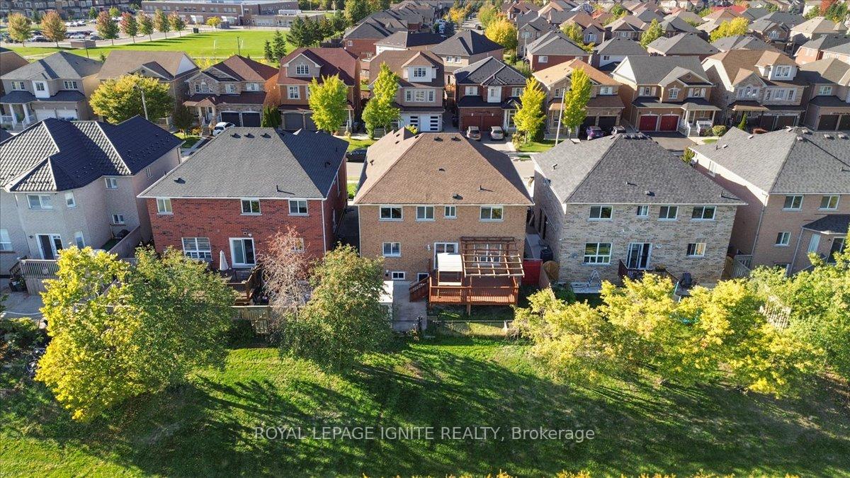 Photo 4 of 63 Eastbrook Way, Brampton, Bram East — HOMEH