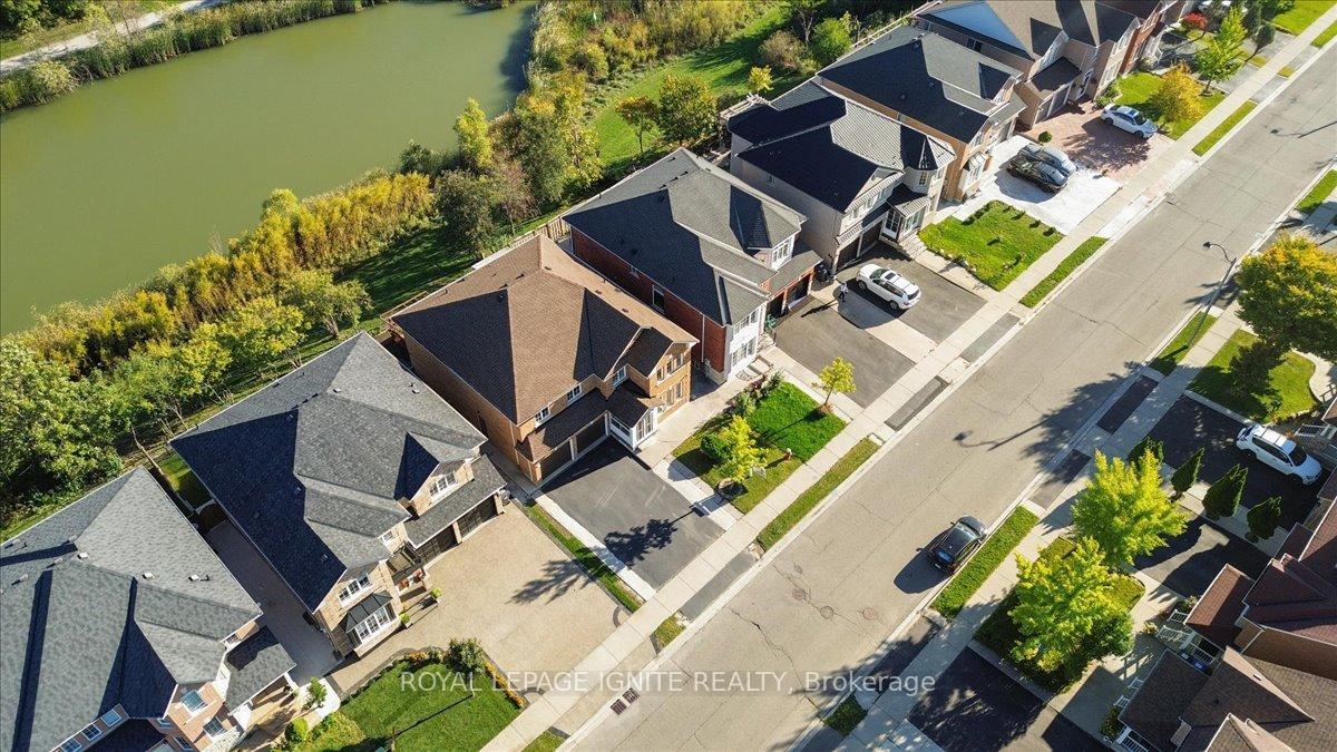 Photo 5 of 63 Eastbrook Way, Brampton, Bram East — HOMEH