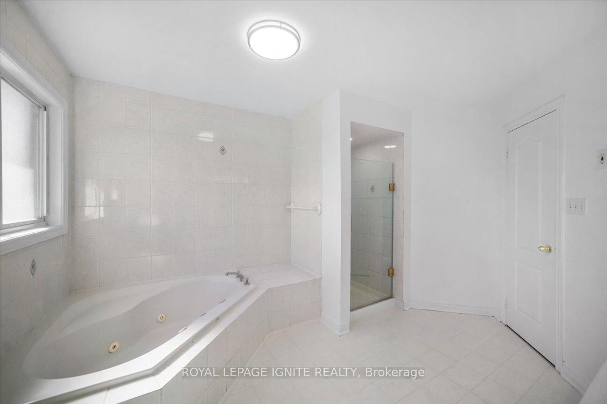 Photo 33 of 63 Eastbrook Way, Brampton, Bram East — HOMEH