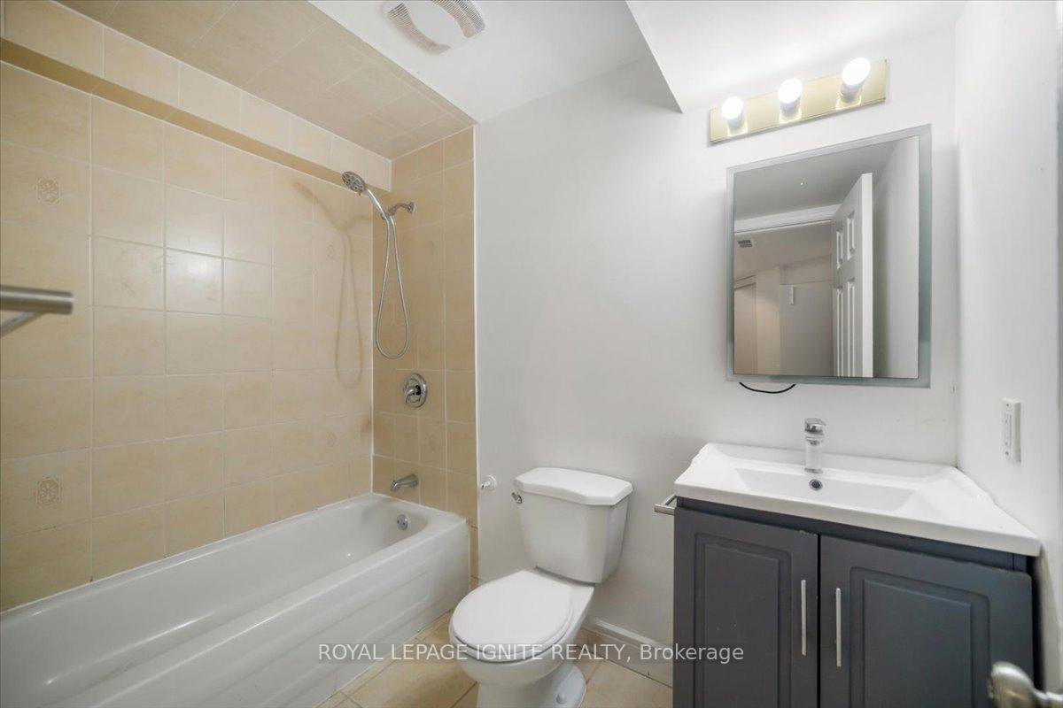 Photo 46 of 63 Eastbrook Way, Brampton, Bram East — HOMEH