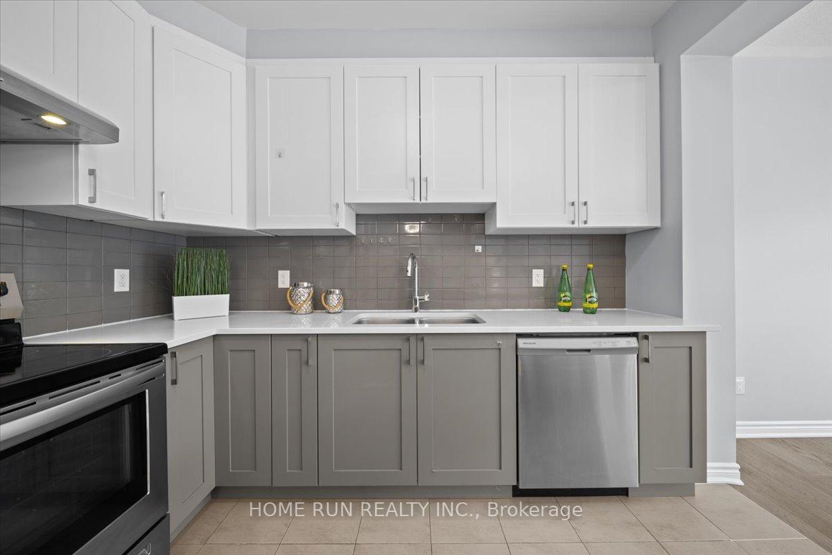 Photo 7 of 248 Atima Circle, Ottawa, Barrhaven - Half Moon Bay — HOMEH