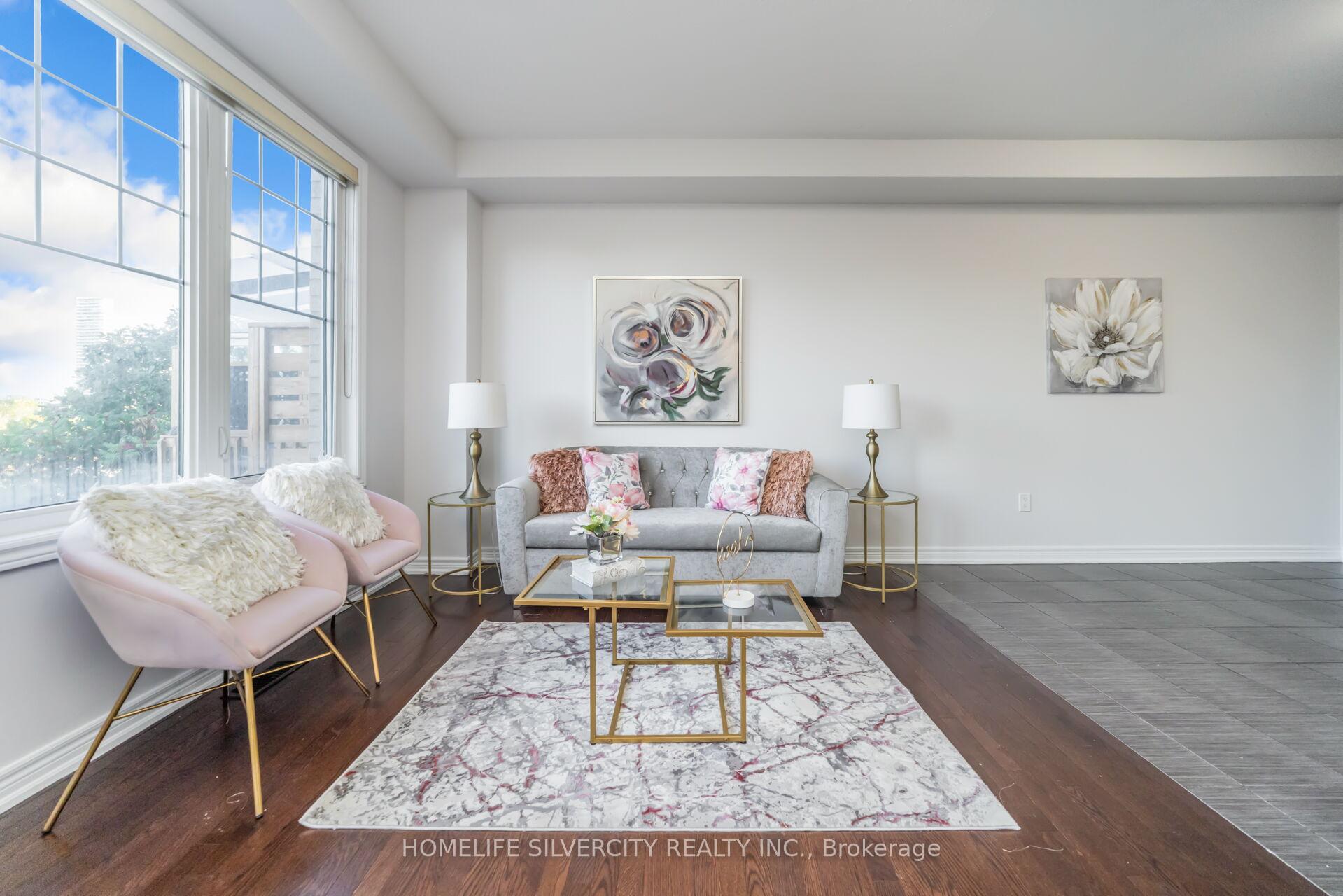 Photo 8 of 44 Davenfield Circle, Brampton, Bram East — HOMEH