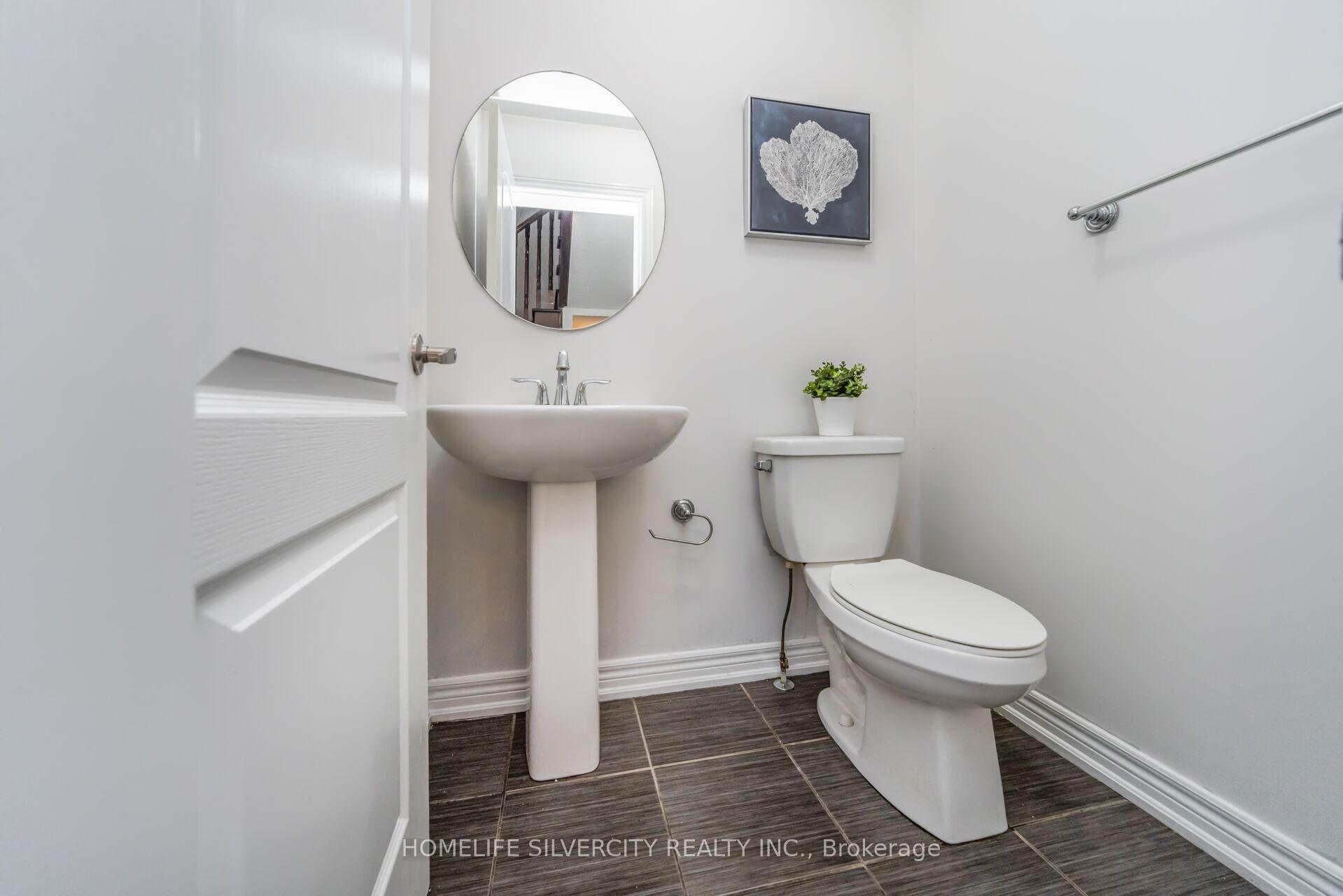 Photo 16 of 44 Davenfield Circle, Brampton, Bram East — HOMEH