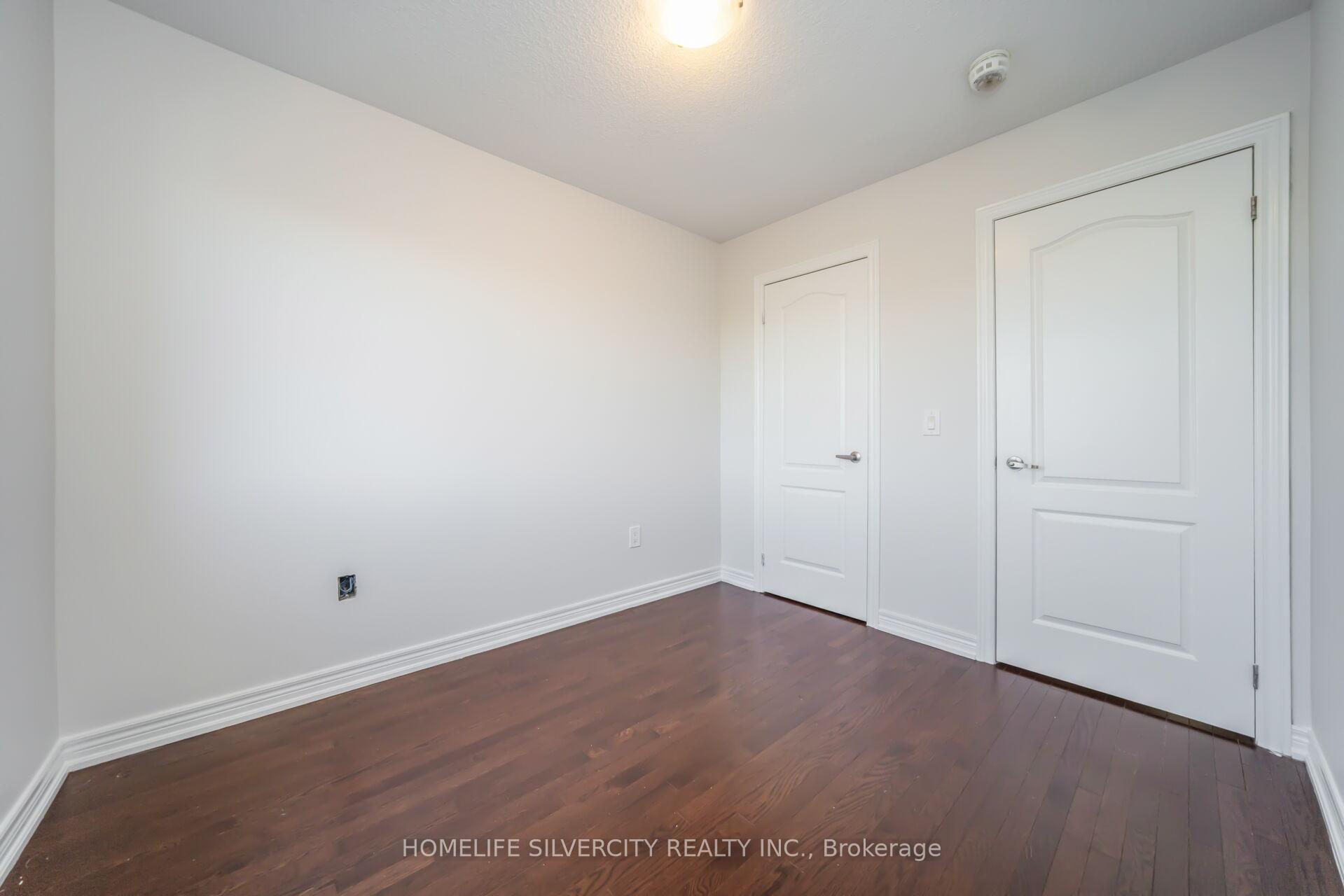 Photo 26 of 44 Davenfield Circle, Brampton, Bram East — HOMEH