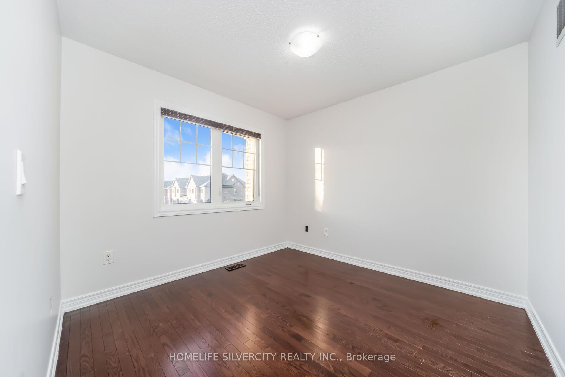 Photo 31 of 44 Davenfield Circle, Brampton, Bram East — HOMEH