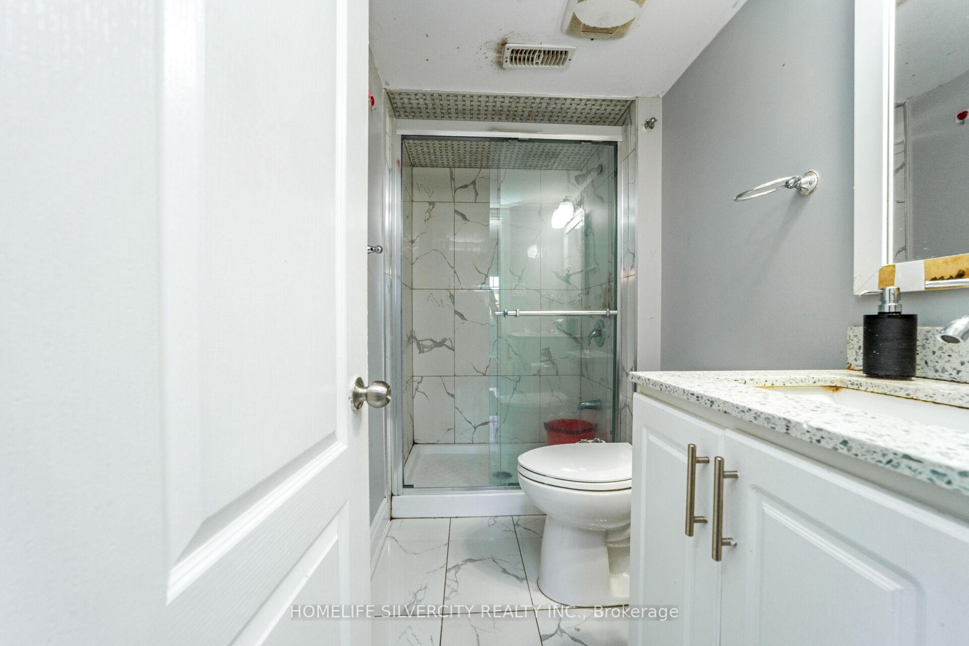 Photo 41 of 44 Davenfield Circle, Brampton, Bram East — HOMEH