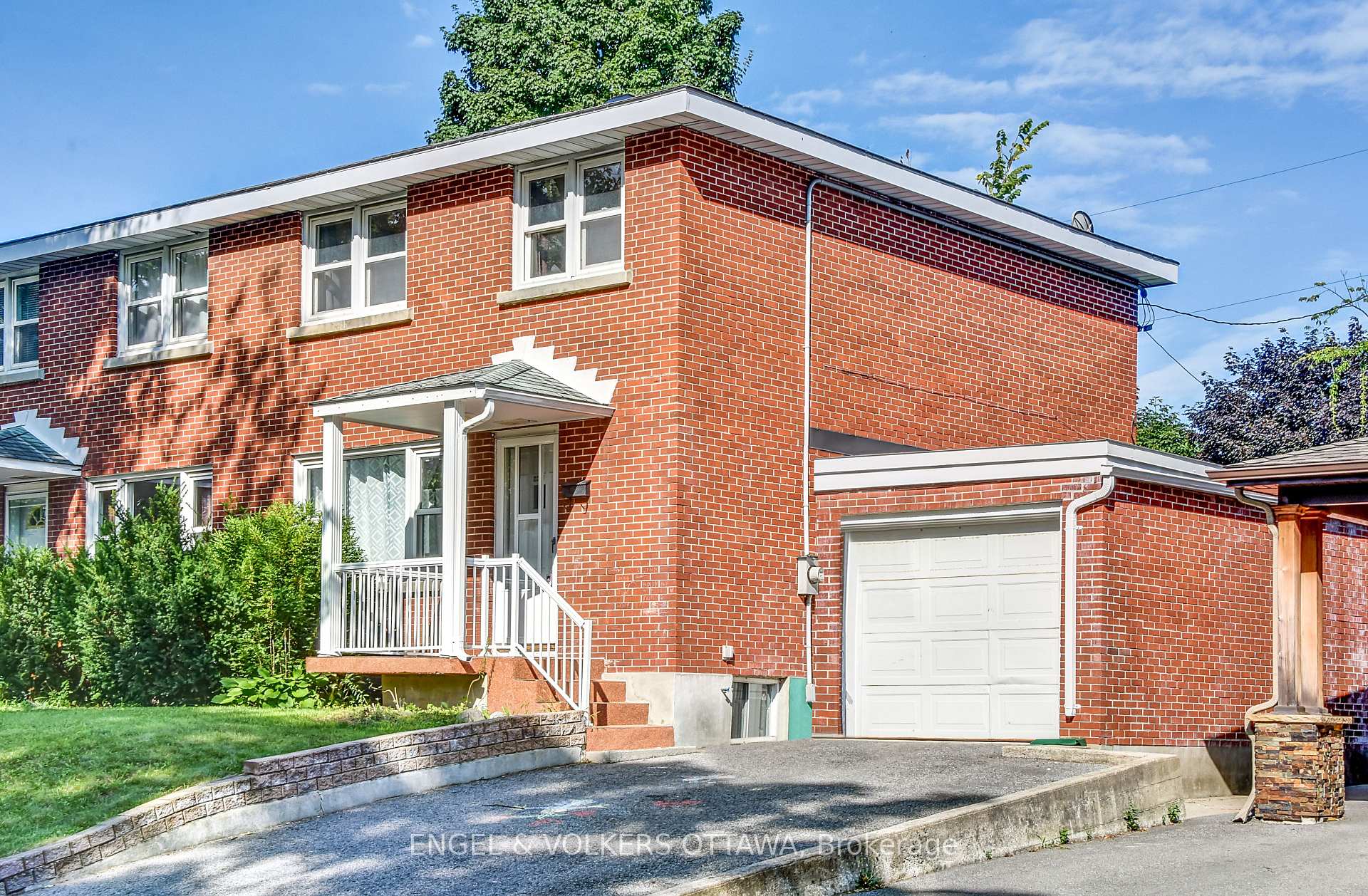 Front of 2093 Honeywell Avenue