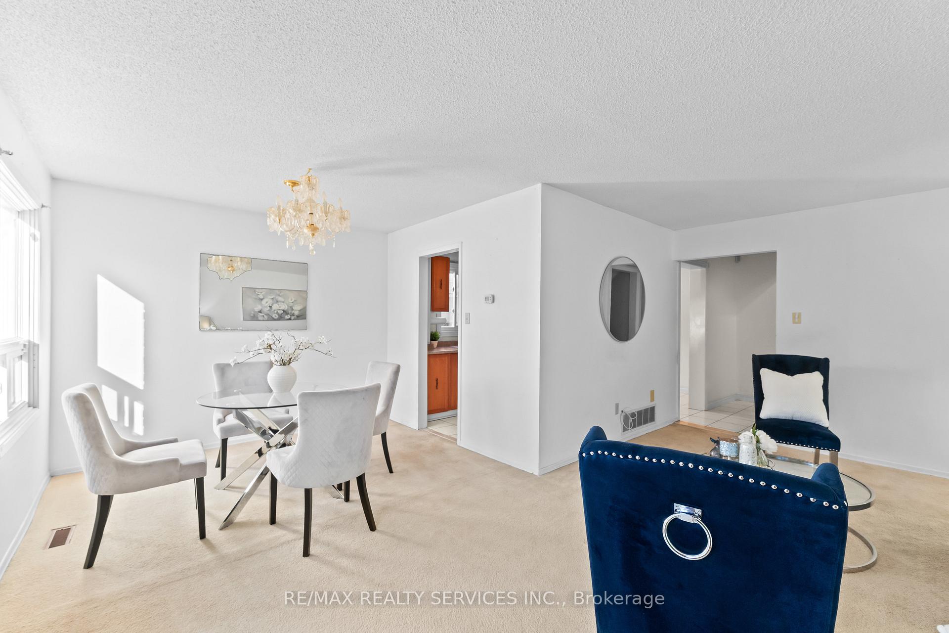 Photo 9 of 67 Wildercroft Avenue, Brampton, Brampton North — HOMEH