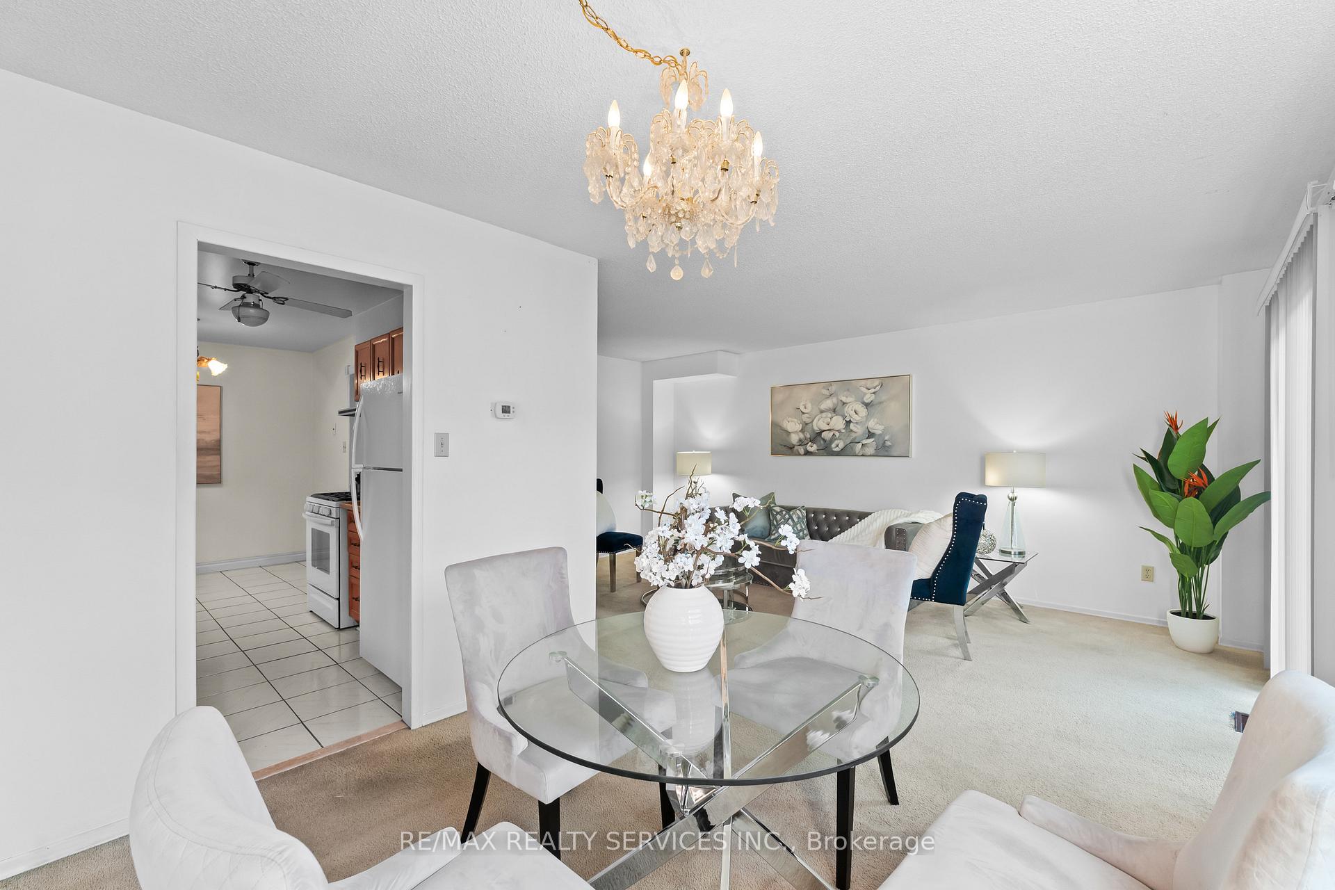 Photo 13 of 67 Wildercroft Avenue, Brampton, Brampton North — HOMEH
