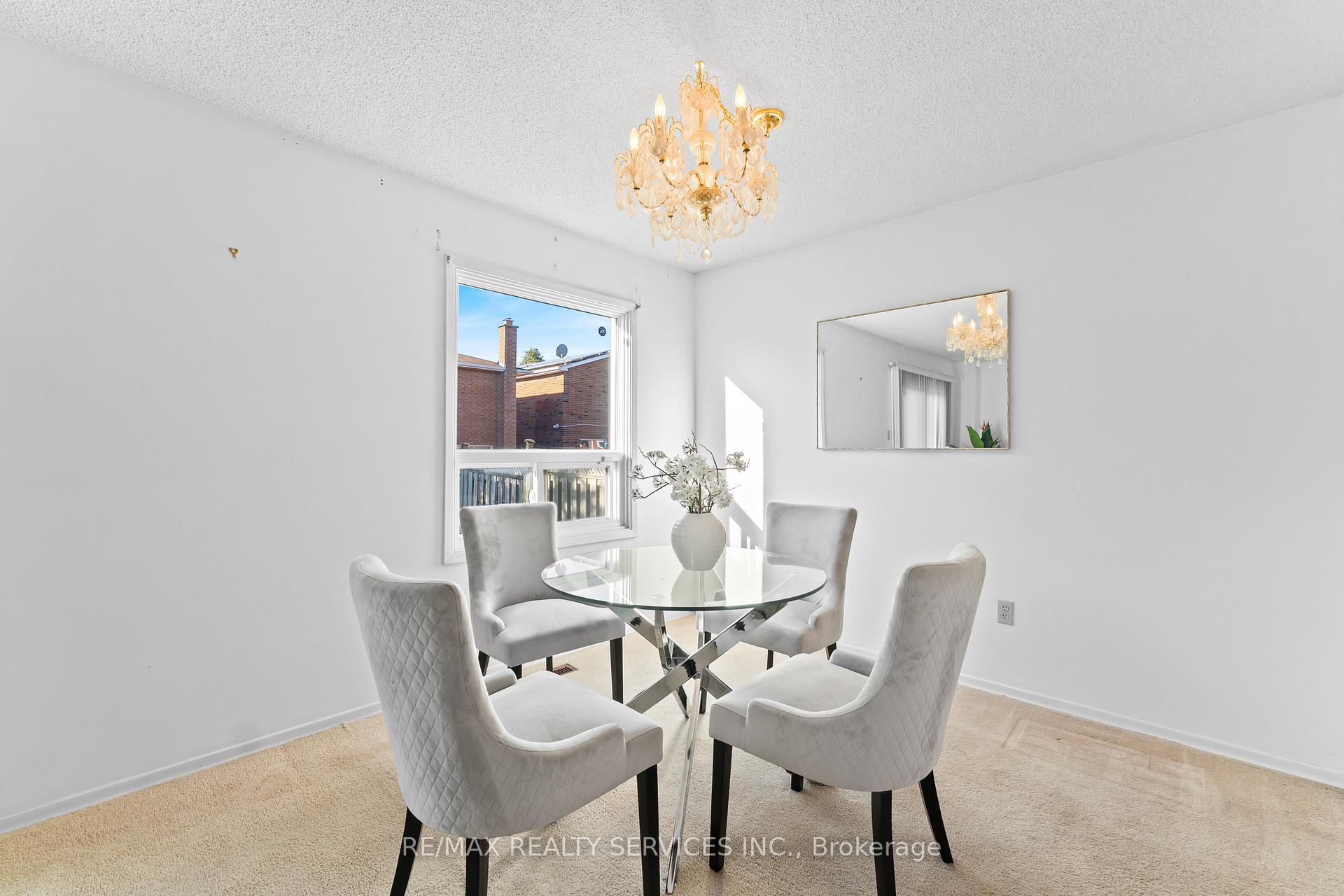 Photo 14 of 67 Wildercroft Avenue, Brampton, Brampton North — HOMEH