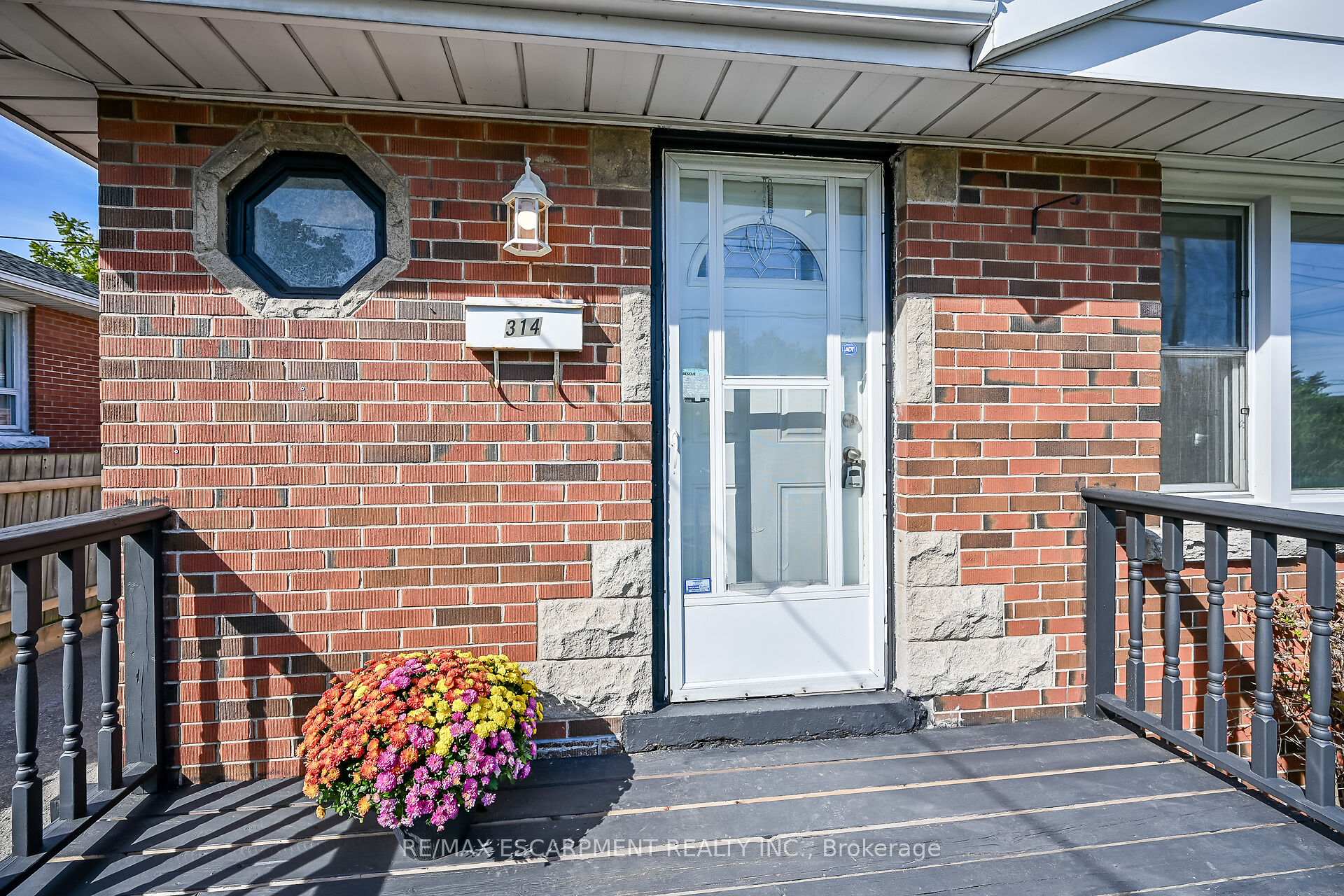 Photo 3 of 314 East 16th Street, Hamilton, Hill Park — HOMEH