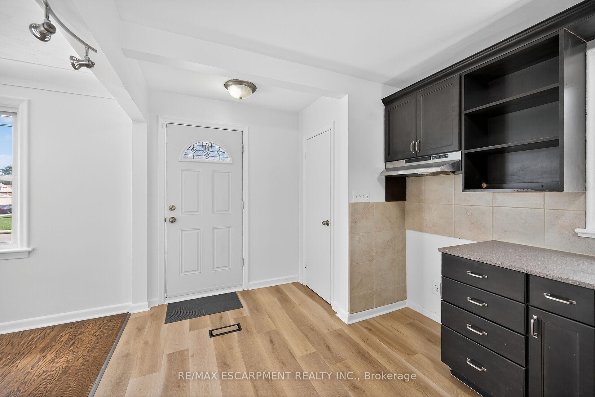 Photo 14 of 314 East 16th Street, Hamilton, Hill Park — HOMEH